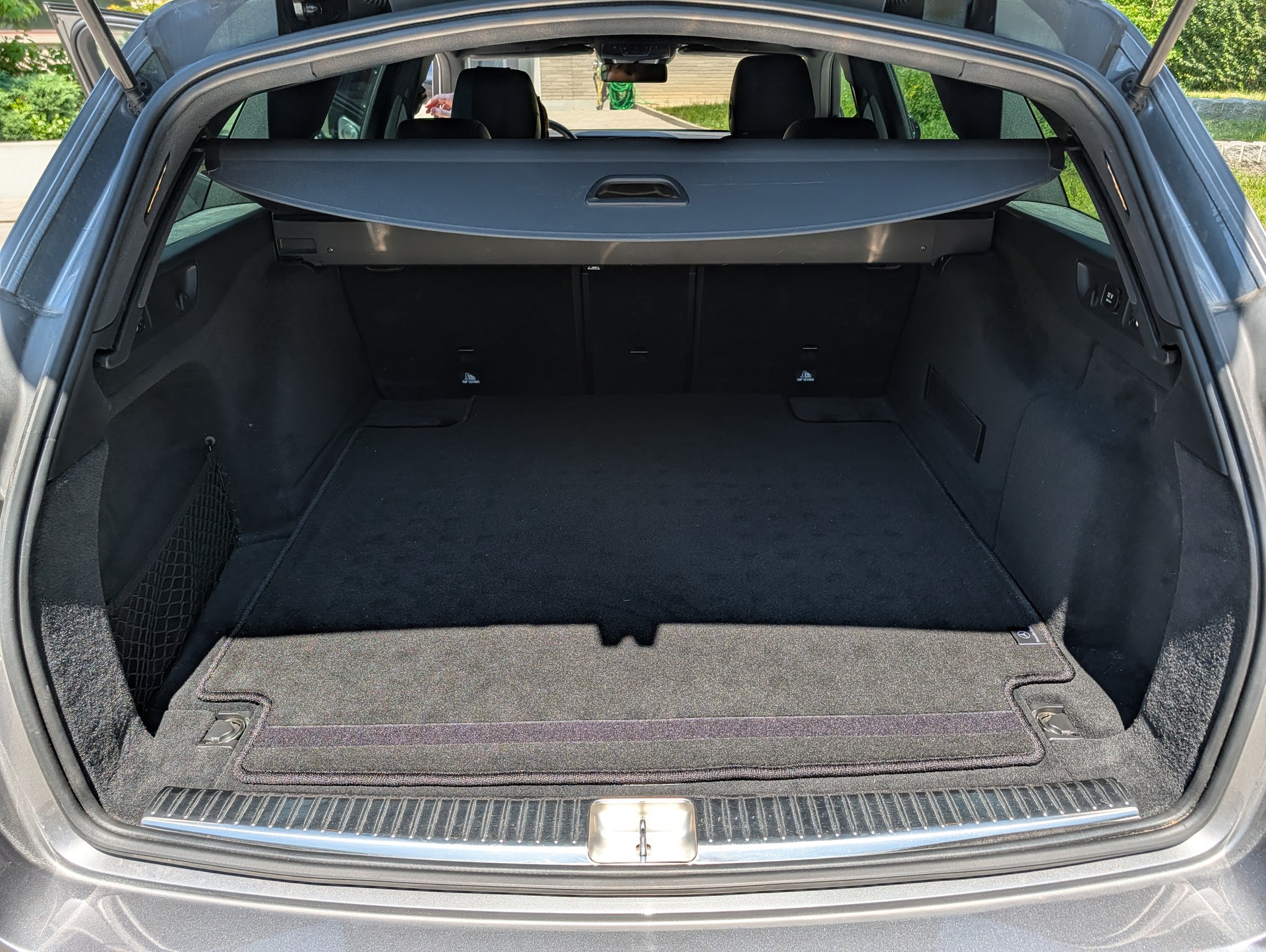 MERCEDES-BENZ E 220 d Exclusive-image-7