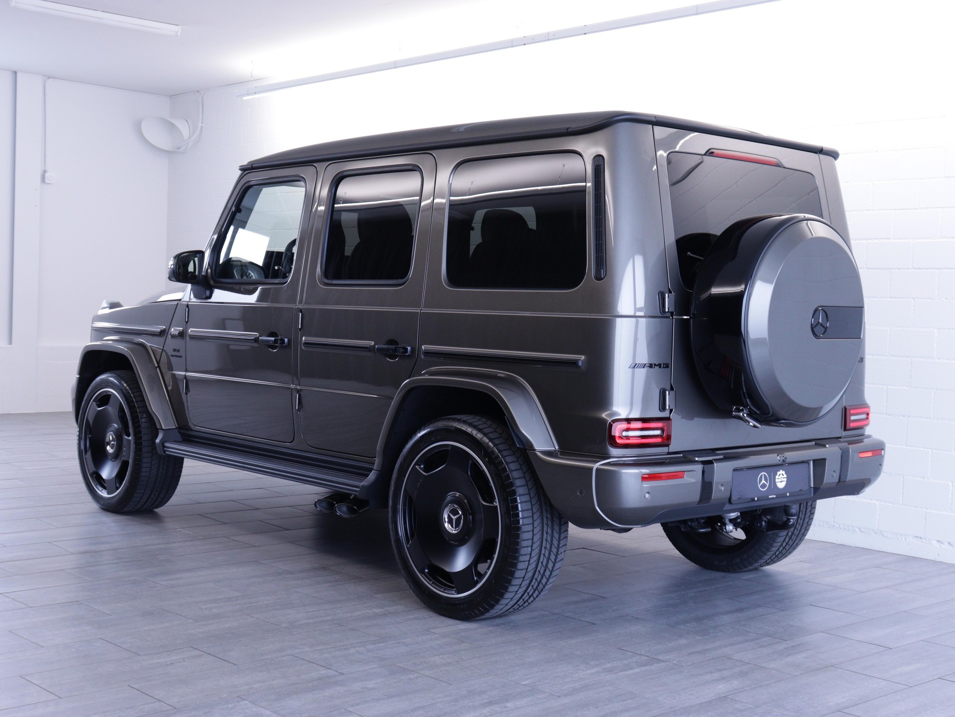 MERCEDES-BENZ G 63 AMG-image-3