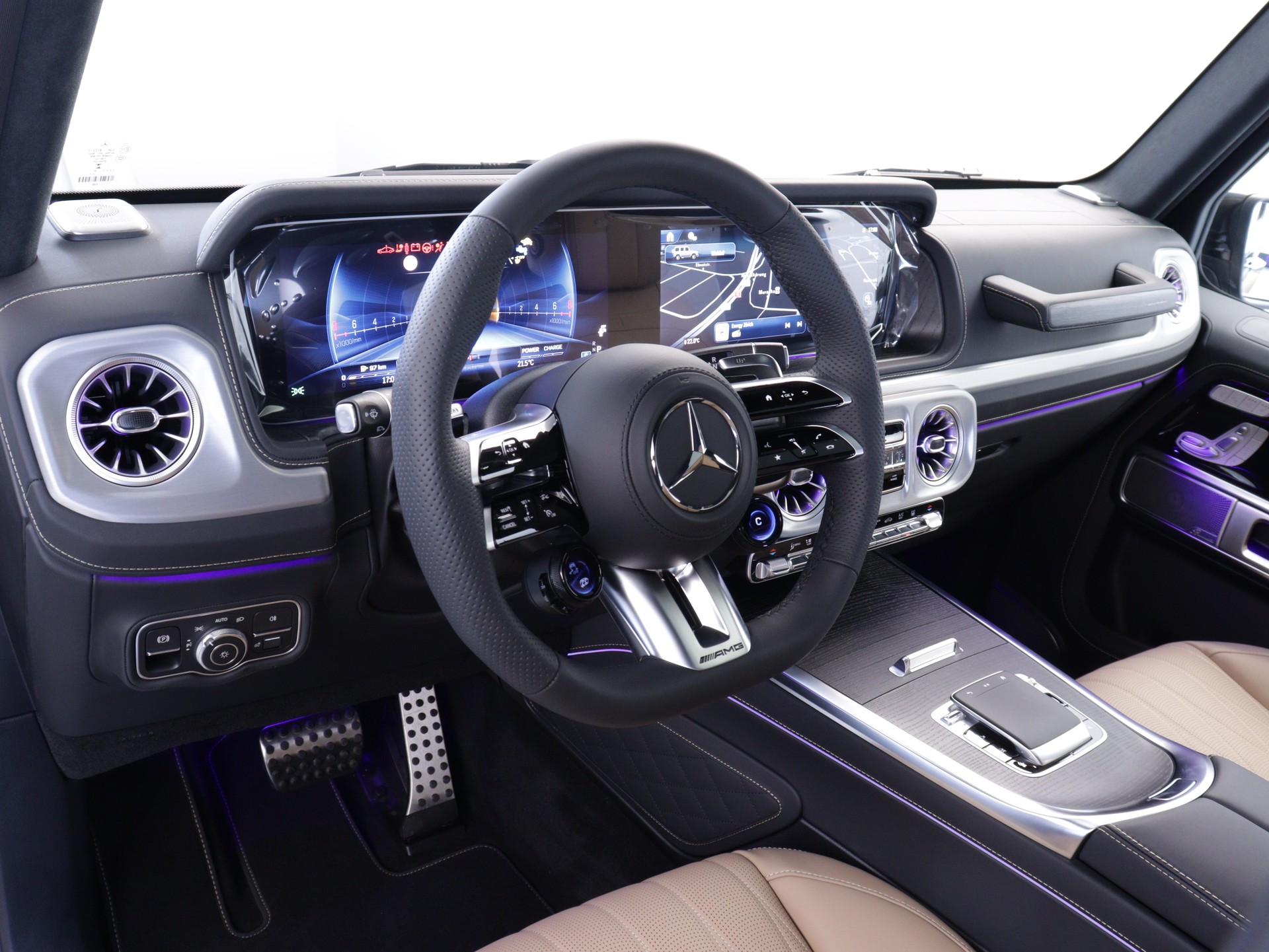 MERCEDES-BENZ G 63 AMG-image-9