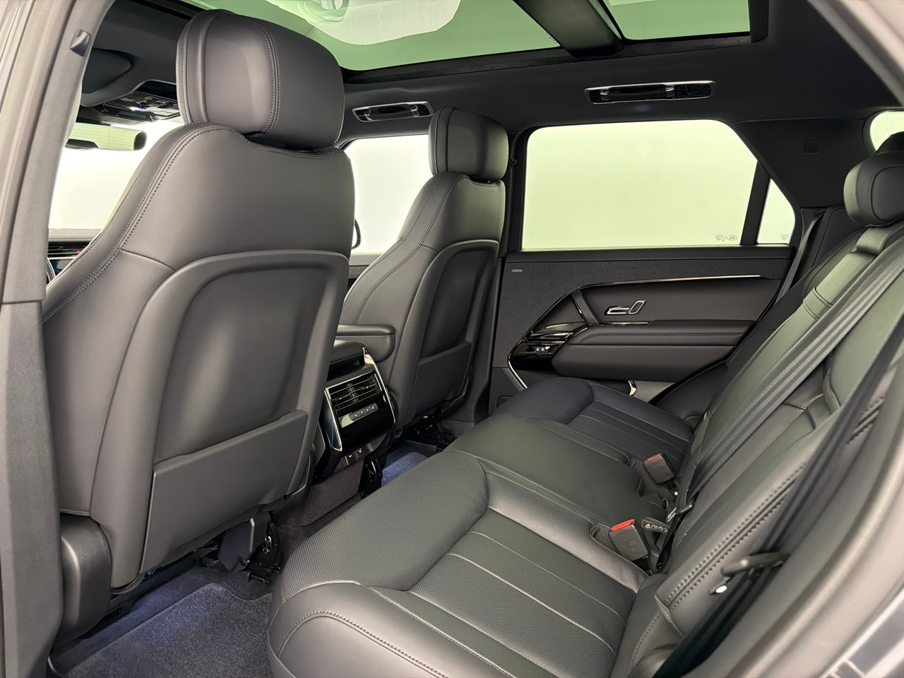 LAND ROVER RR Sport P460e Dyn. SE-image-5