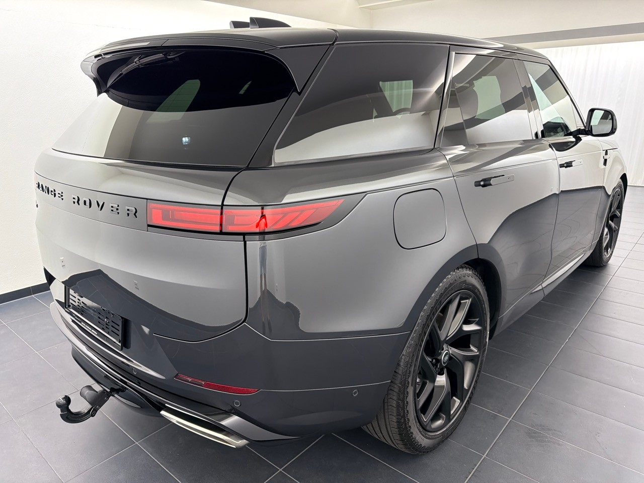 LAND ROVER RR Sport P460e Dyn. SE-image-2