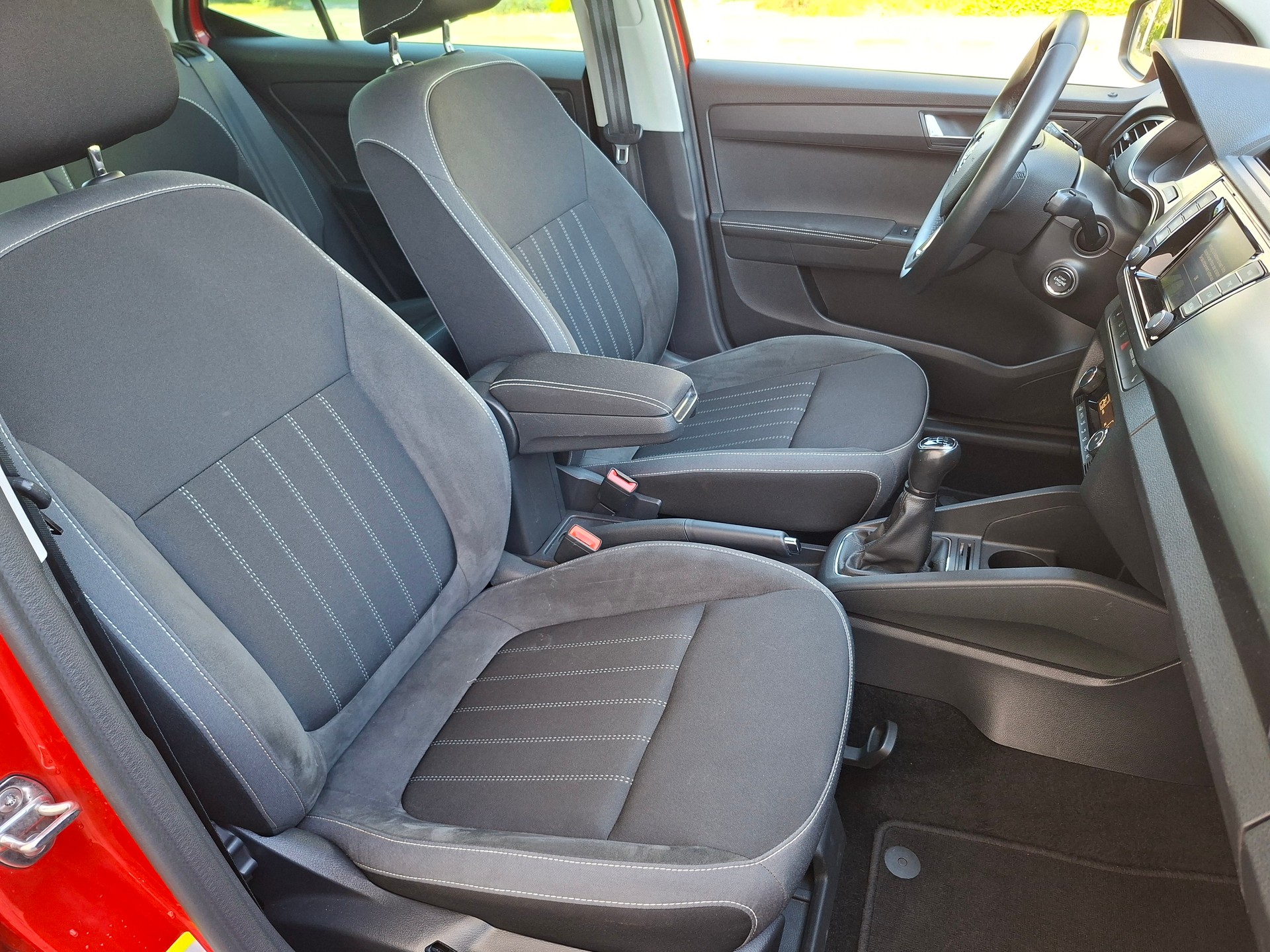 SKODA 1.0 TSI Style-image-4
