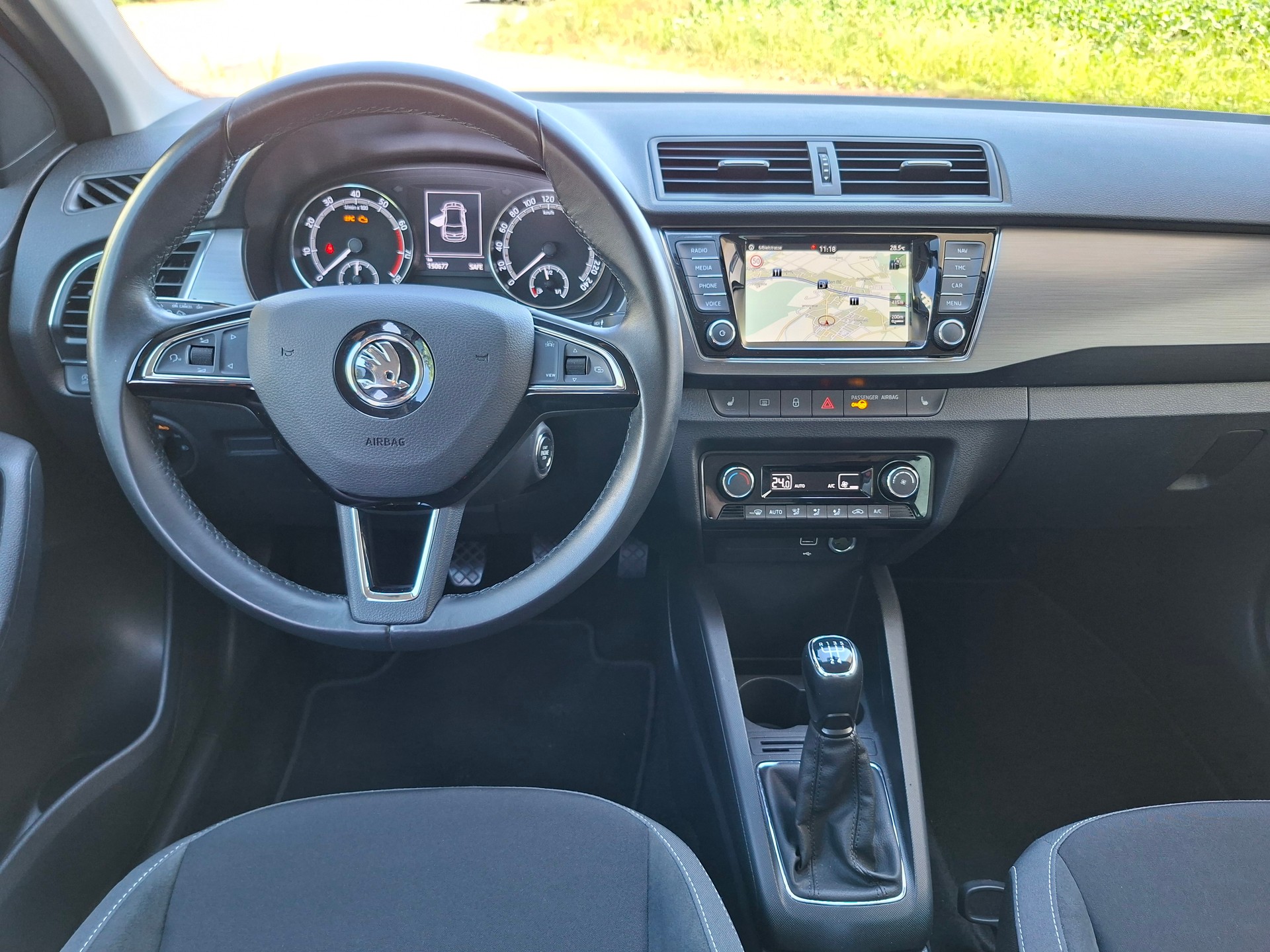 SKODA 1.0 TSI Style-image-3