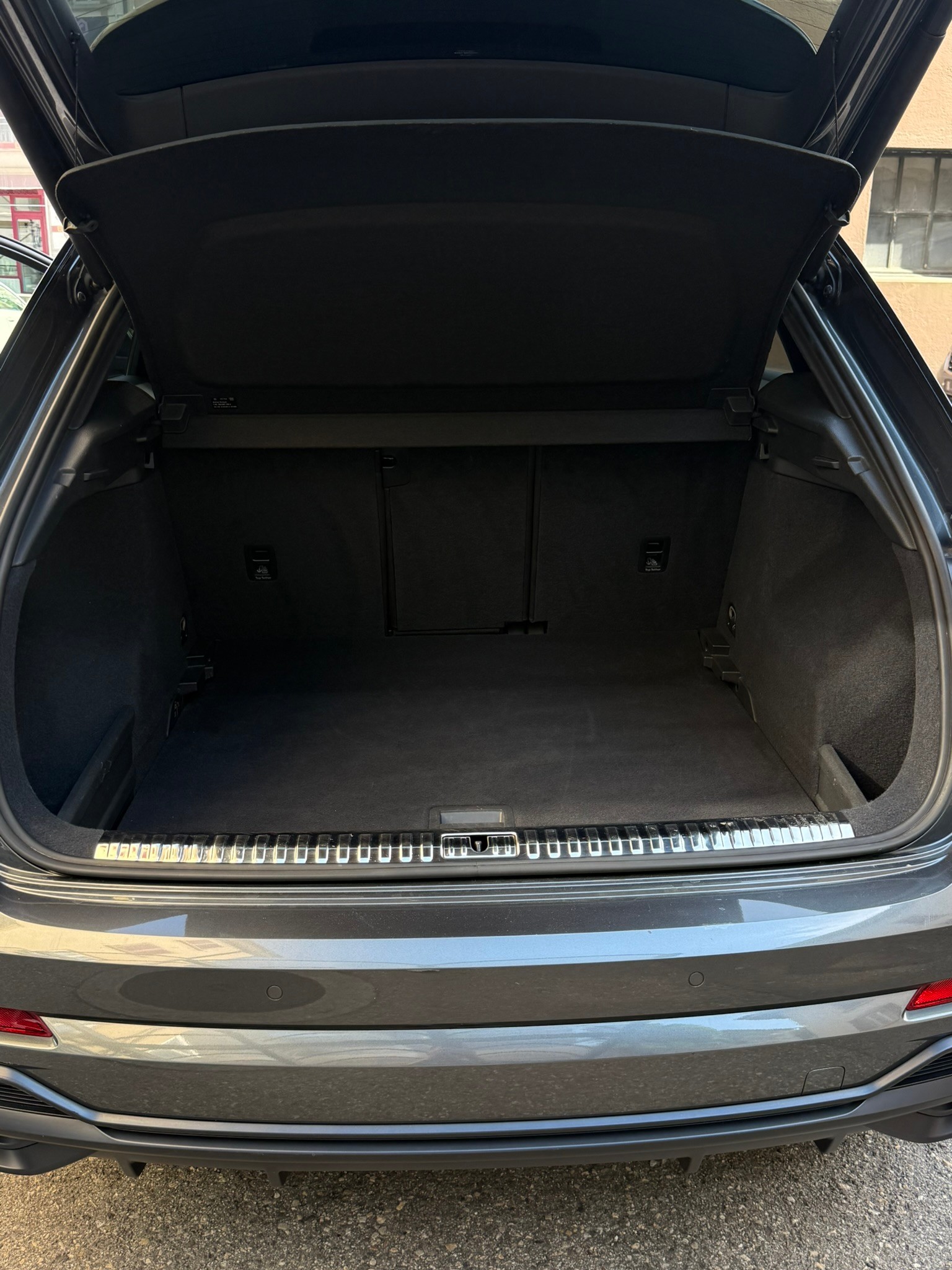AUDI Q3 35 TFSI S line S-tronic-image-15