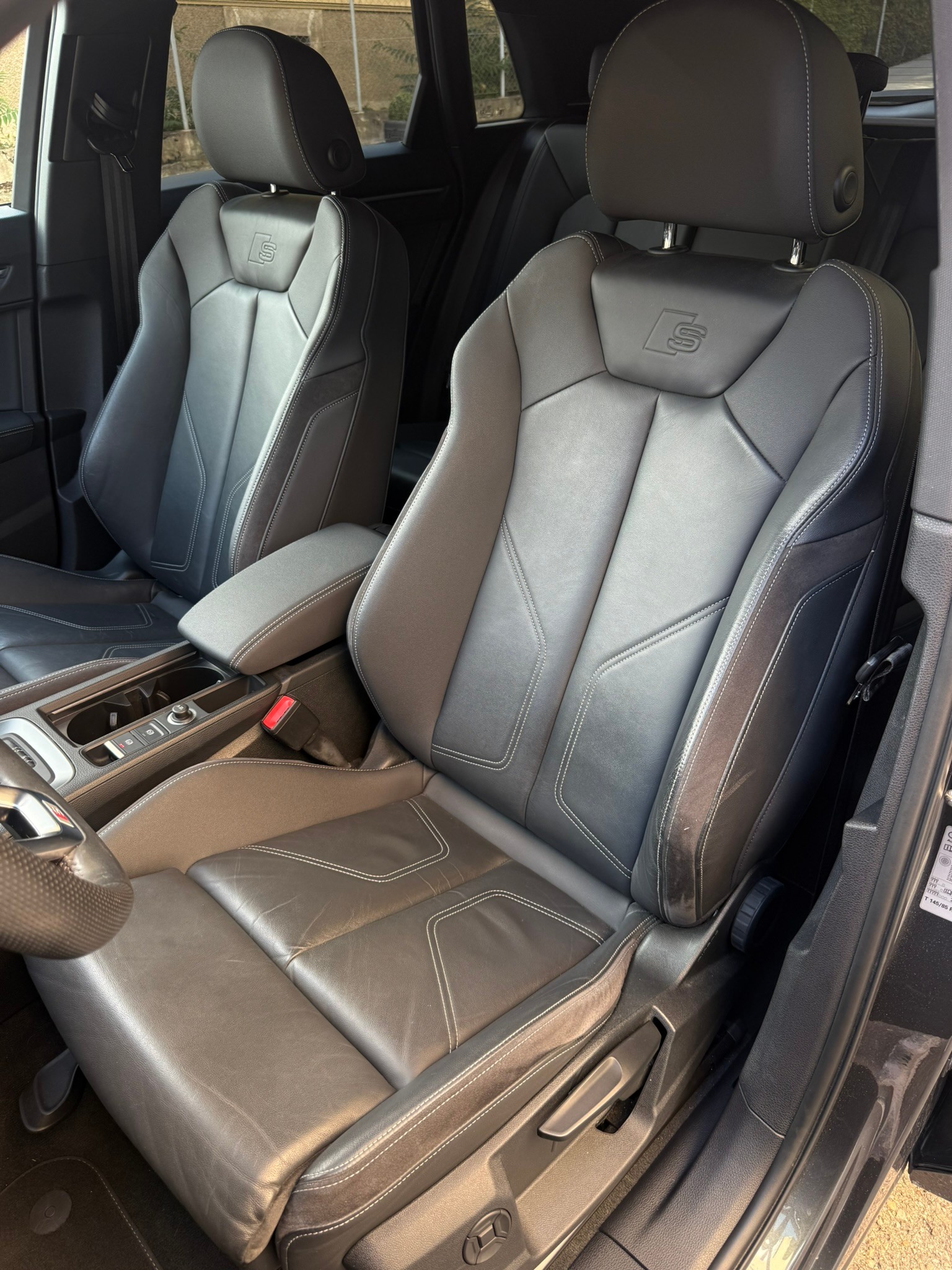AUDI Q3 35 TFSI S line S-tronic-image-8