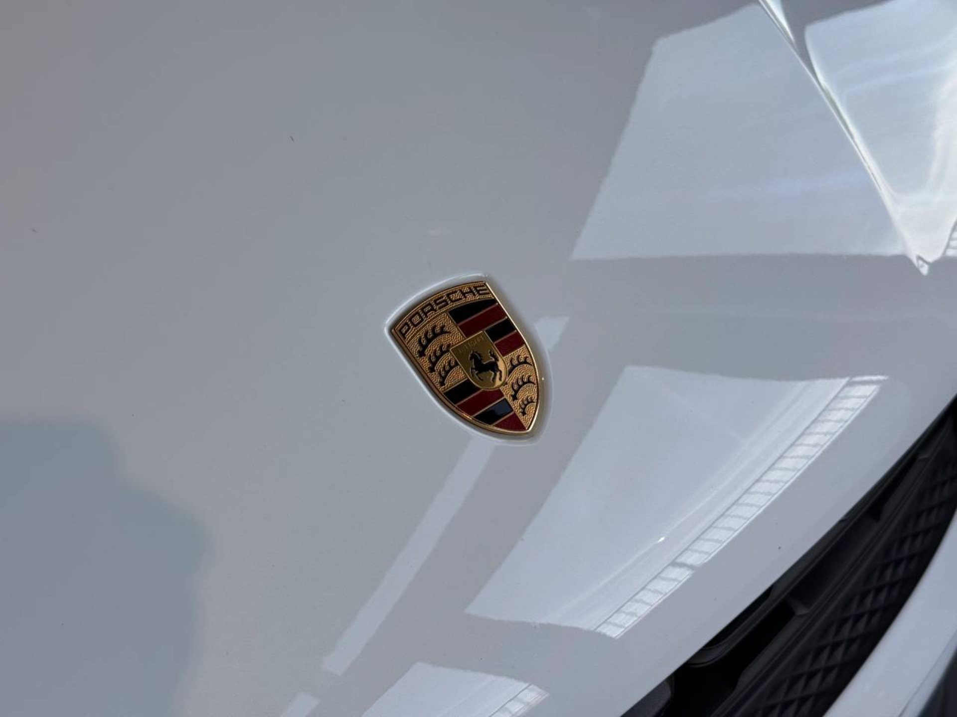 PORSCHE Macan S-image-28