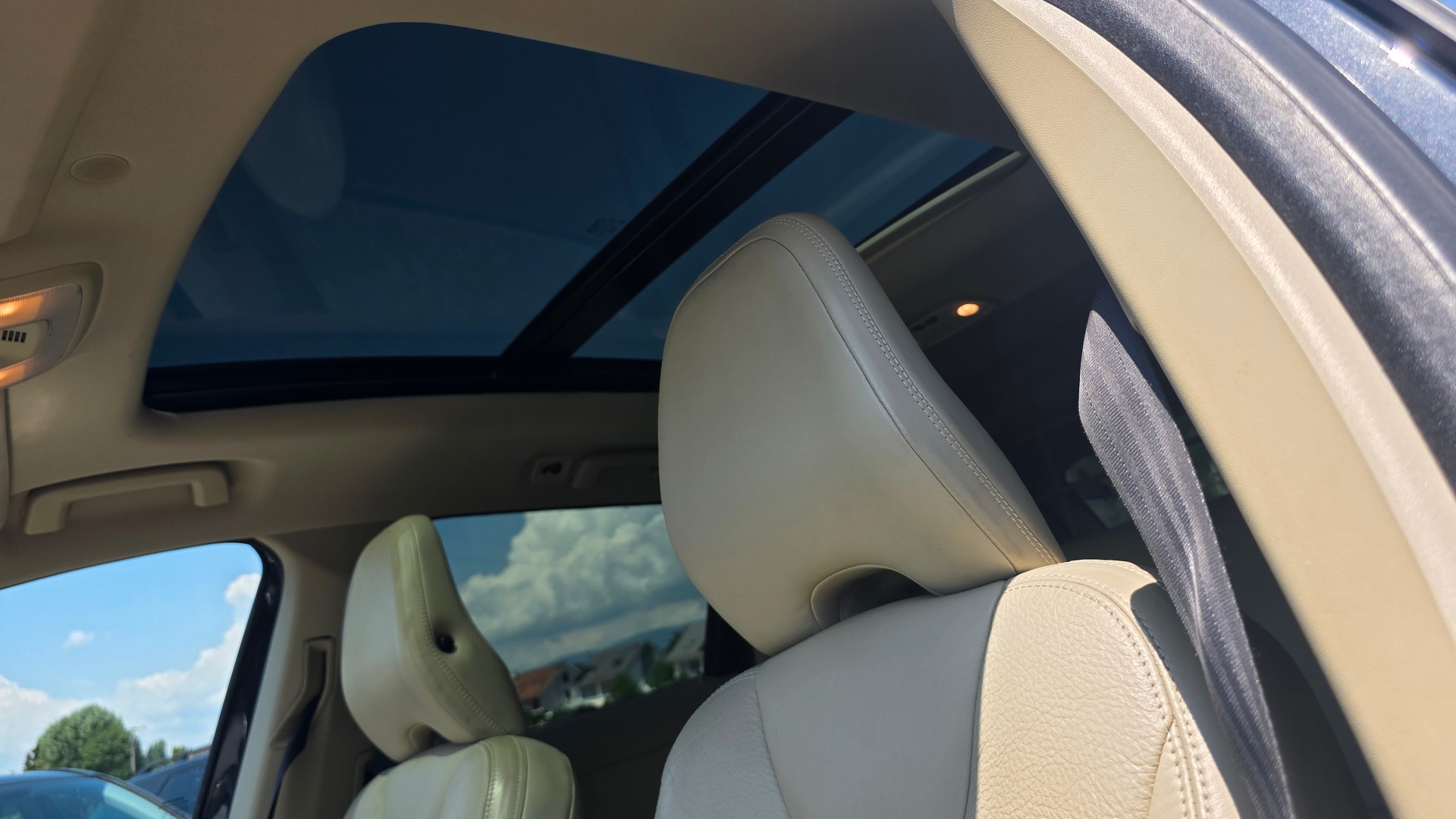 VOLVO XC60 T6 AWD Summum Geartronic-image-6