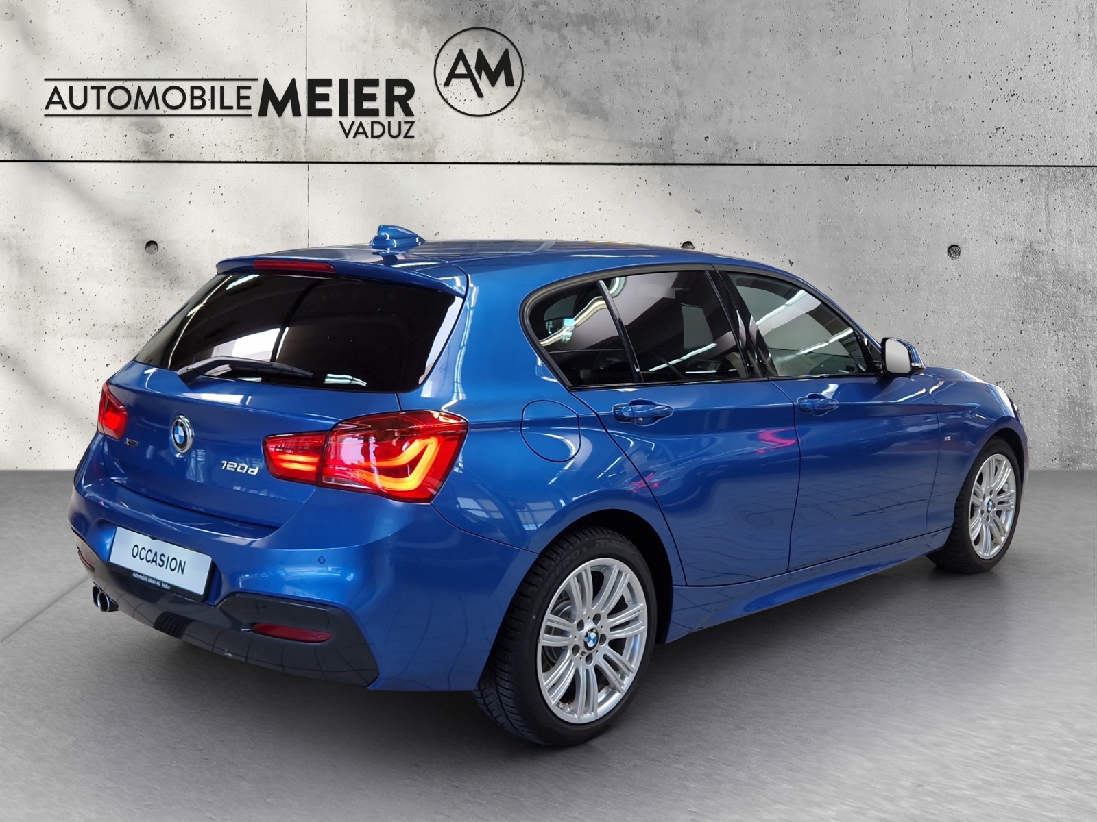 BMW 1er Reihe F20 120d xDrive SAG-image-7