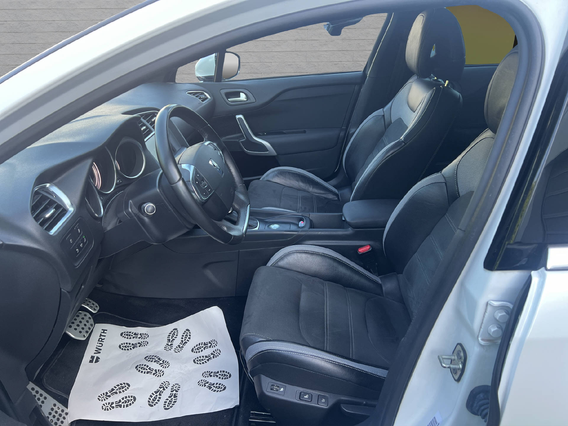 DS AUTOMOBILES DS4 1.6 THP 165 Sport Chic-image-5