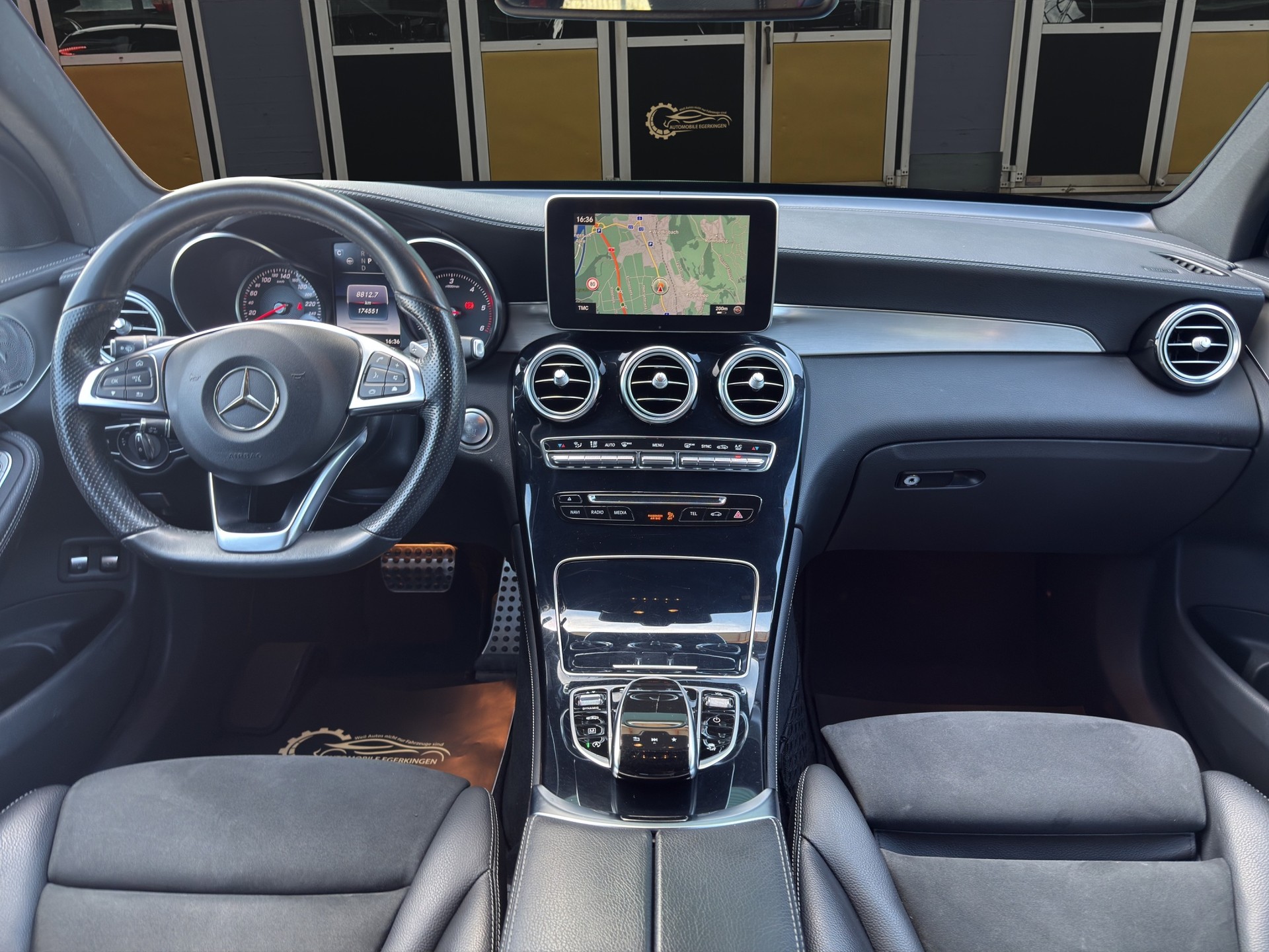 MERCEDES-BENZ GLC 250 d AMG Line 4m Coupé-image-10