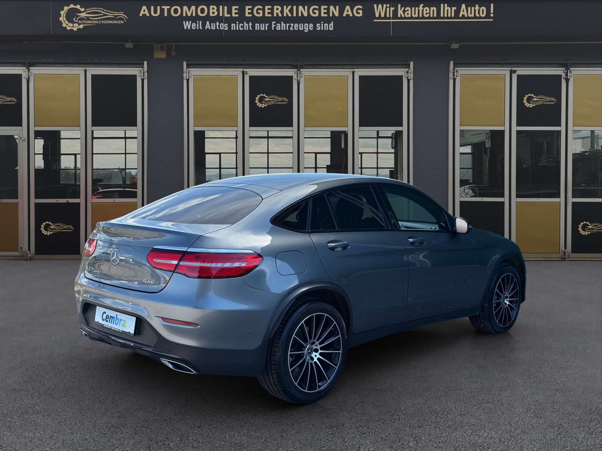 MERCEDES-BENZ GLC 250 d AMG Line 4m Coupé-image-4