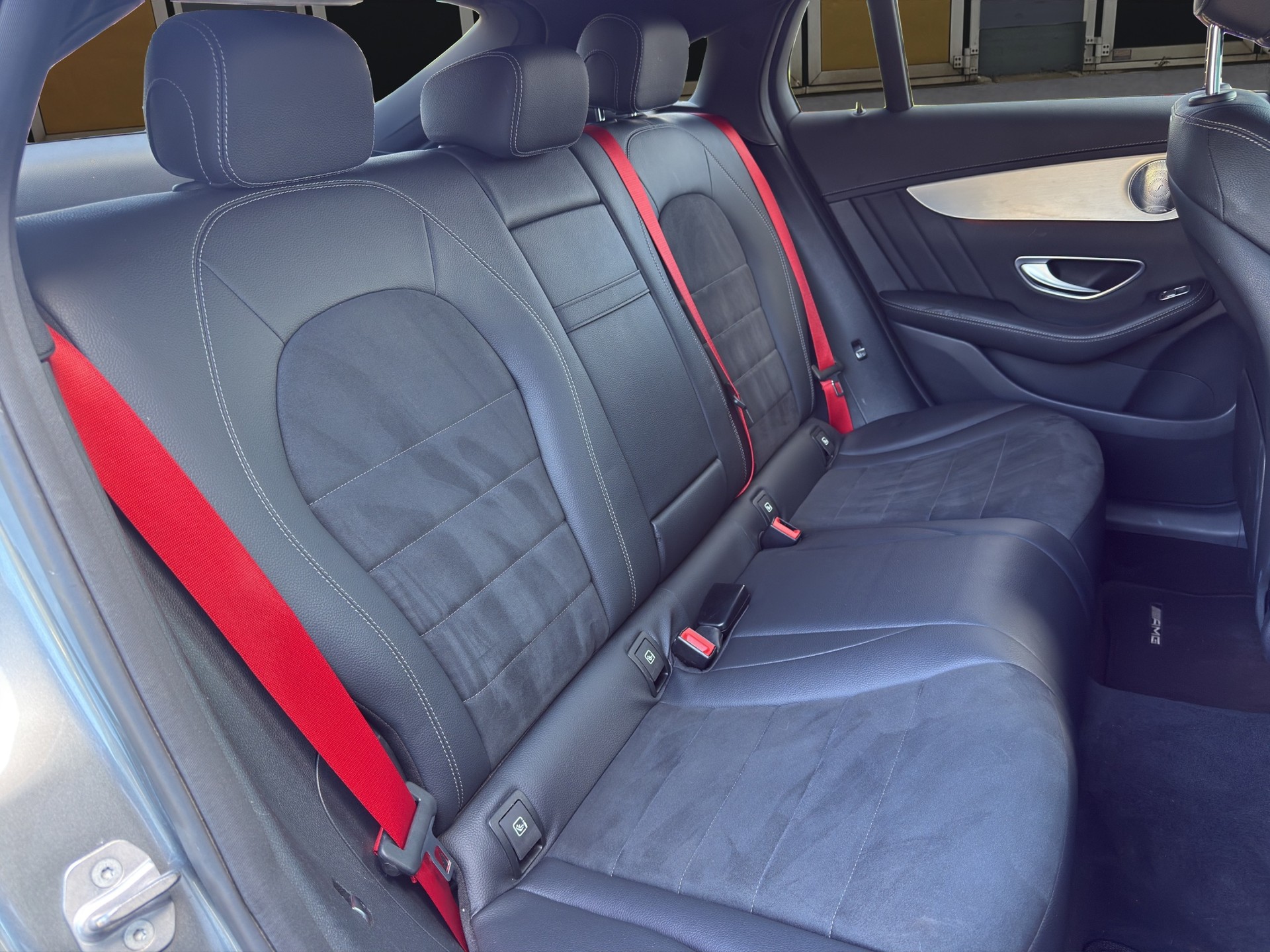 MERCEDES-BENZ GLC 250 d AMG Line 4m Coupé-image-12