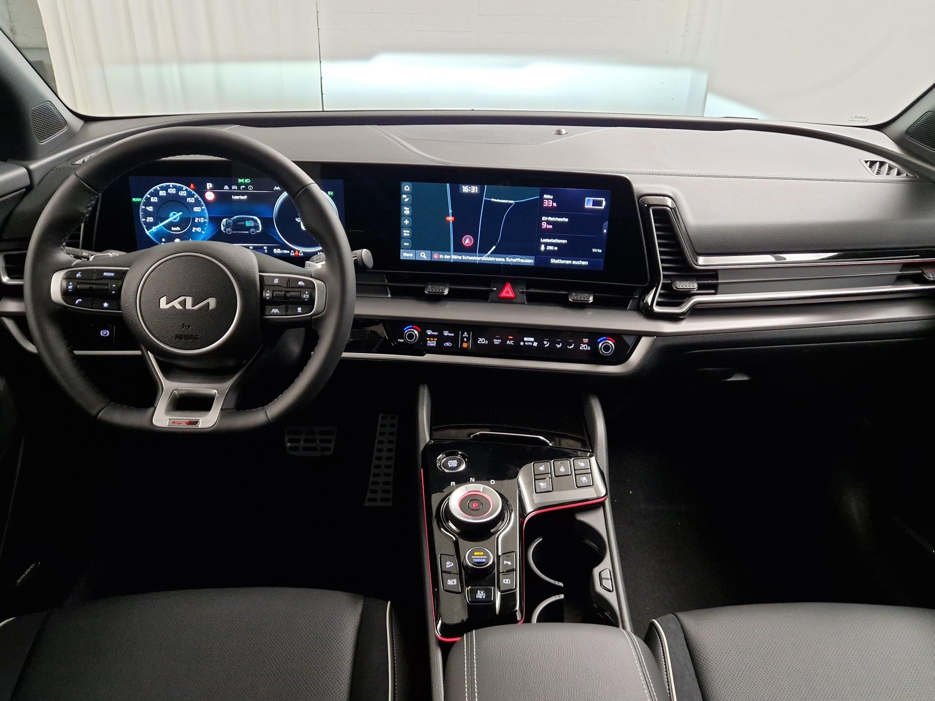 KIA Sportage 1.6 T-GDi PHEV GT-Line-image-8