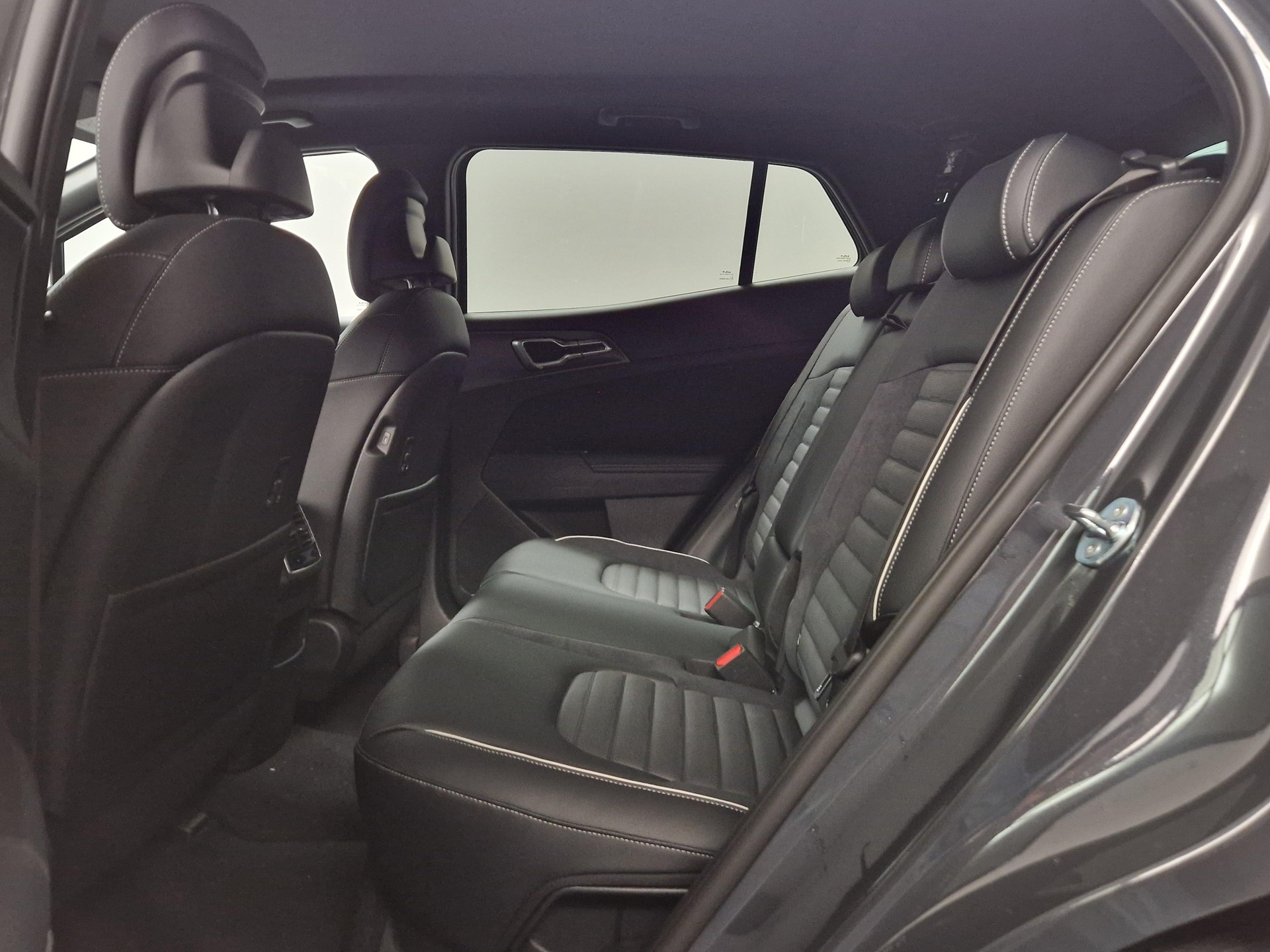 KIA Sportage 1.6 T-GDi PHEV GT-Line-image-7