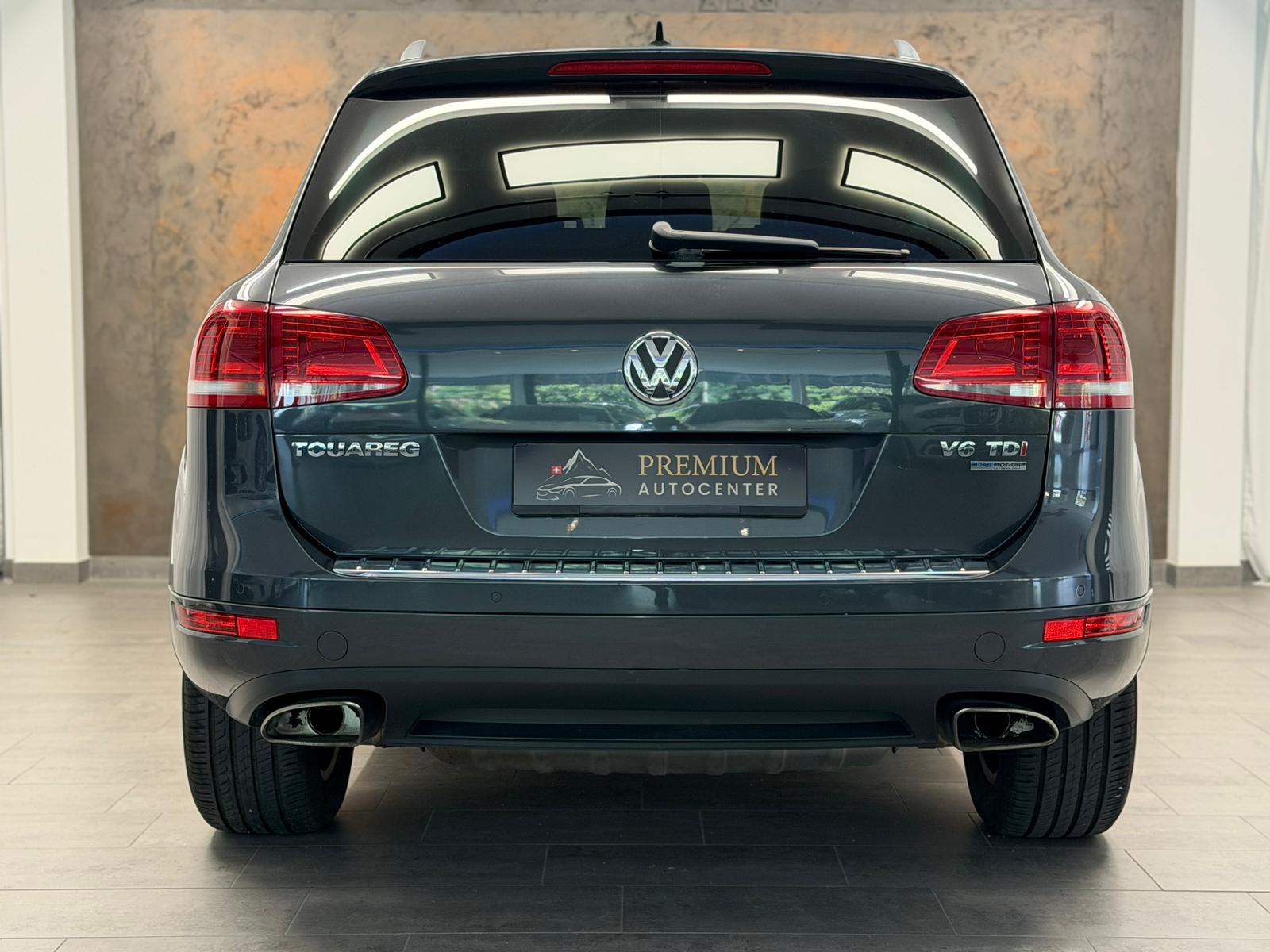 VW Touareg 3.0 TDI BlueMotion Technology Tiptronic *CH Fahrzeug*Leder*Xenon*Memory*-image-6
