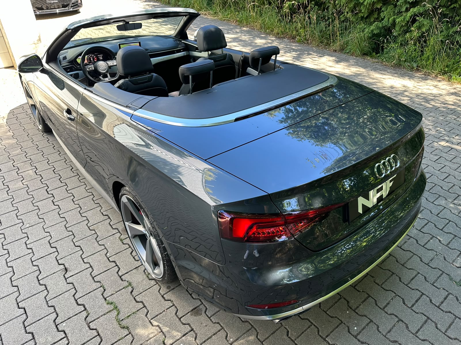AUDI S5 Cabriolet 3.0 TFSI quattro tiptronic-image-5