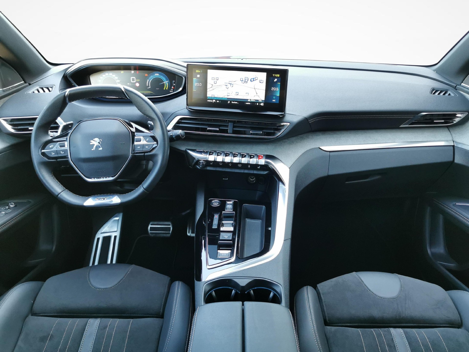 PEUGEOT 3008 1.6 Plug-in Hybrid4 GT-image-3