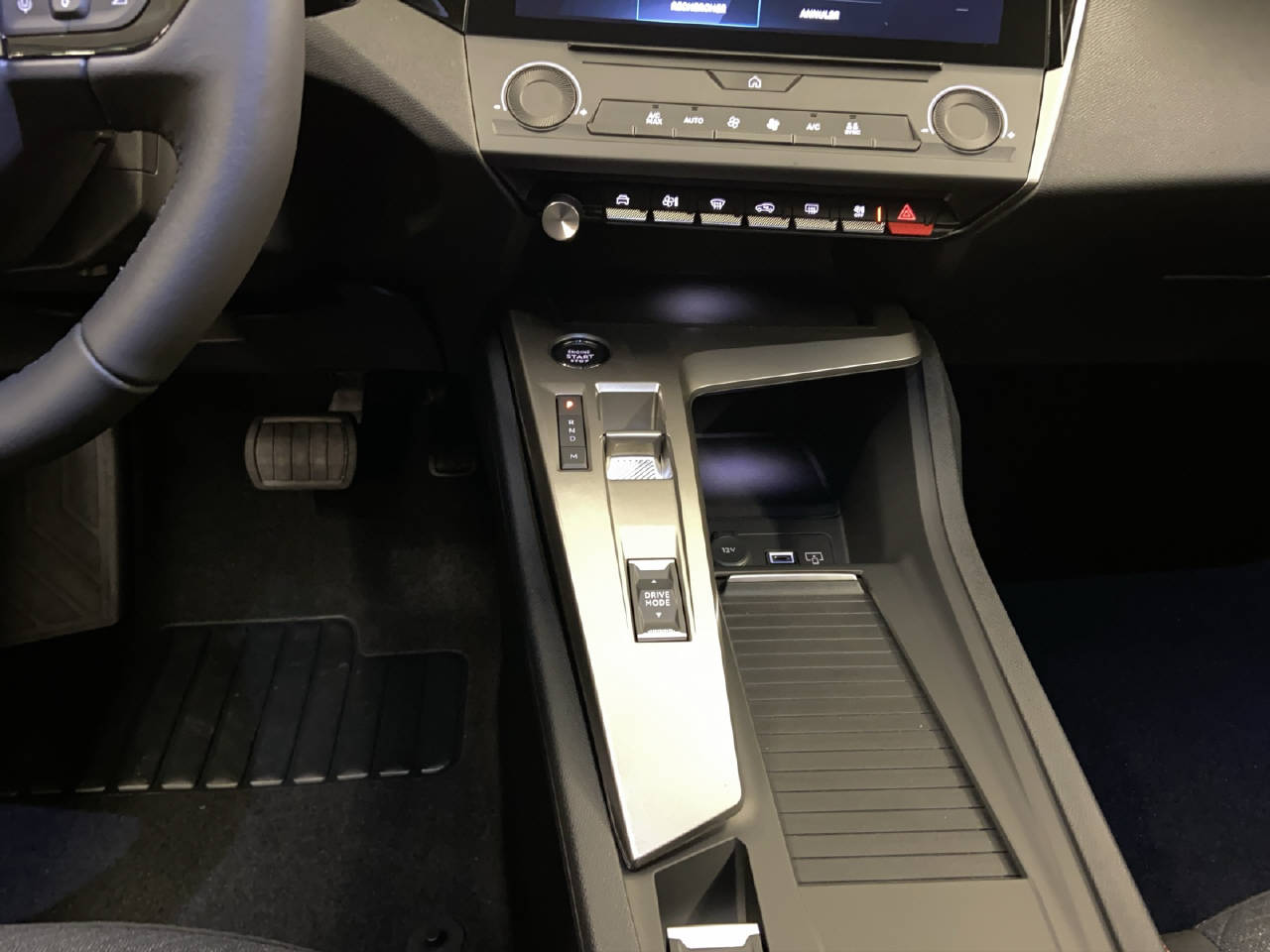 PEUGEOT 308 SW 1.2 Hybrid Style EW-image-7