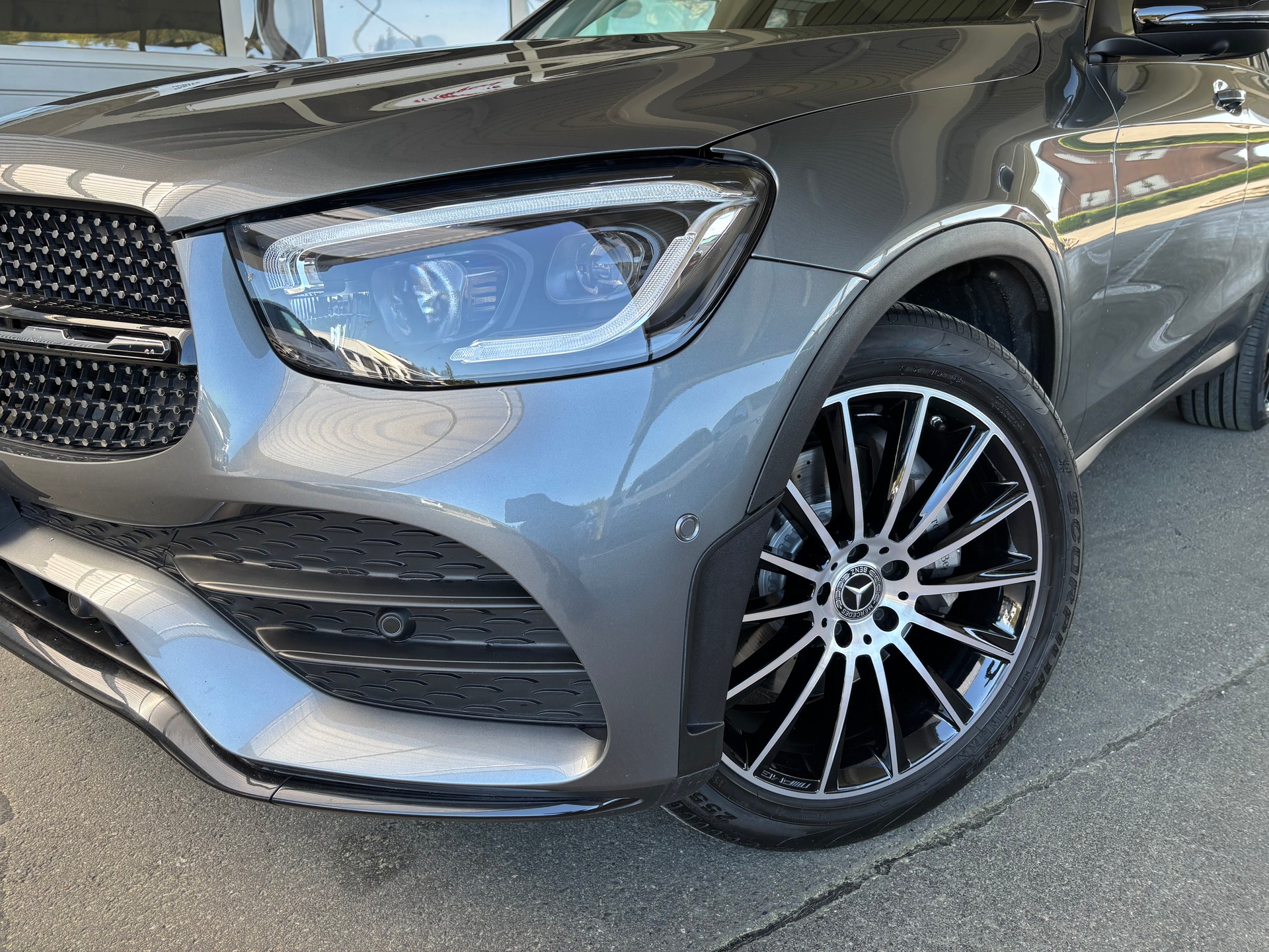 MERCEDES-BENZ GLC 300 d AMG Line 4Matic 9G-Tronic mit AHK-image-14
