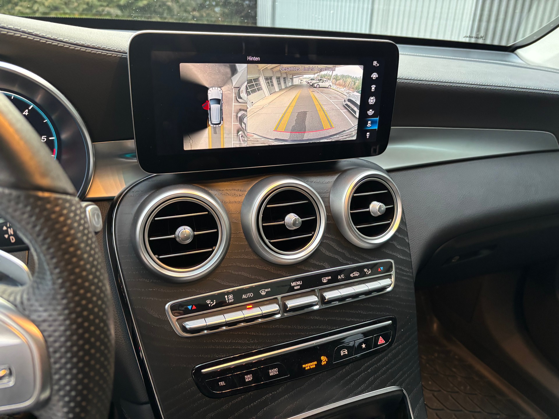 MERCEDES-BENZ GLC 300 d AMG Line 4Matic 9G-Tronic mit AHK-image-8