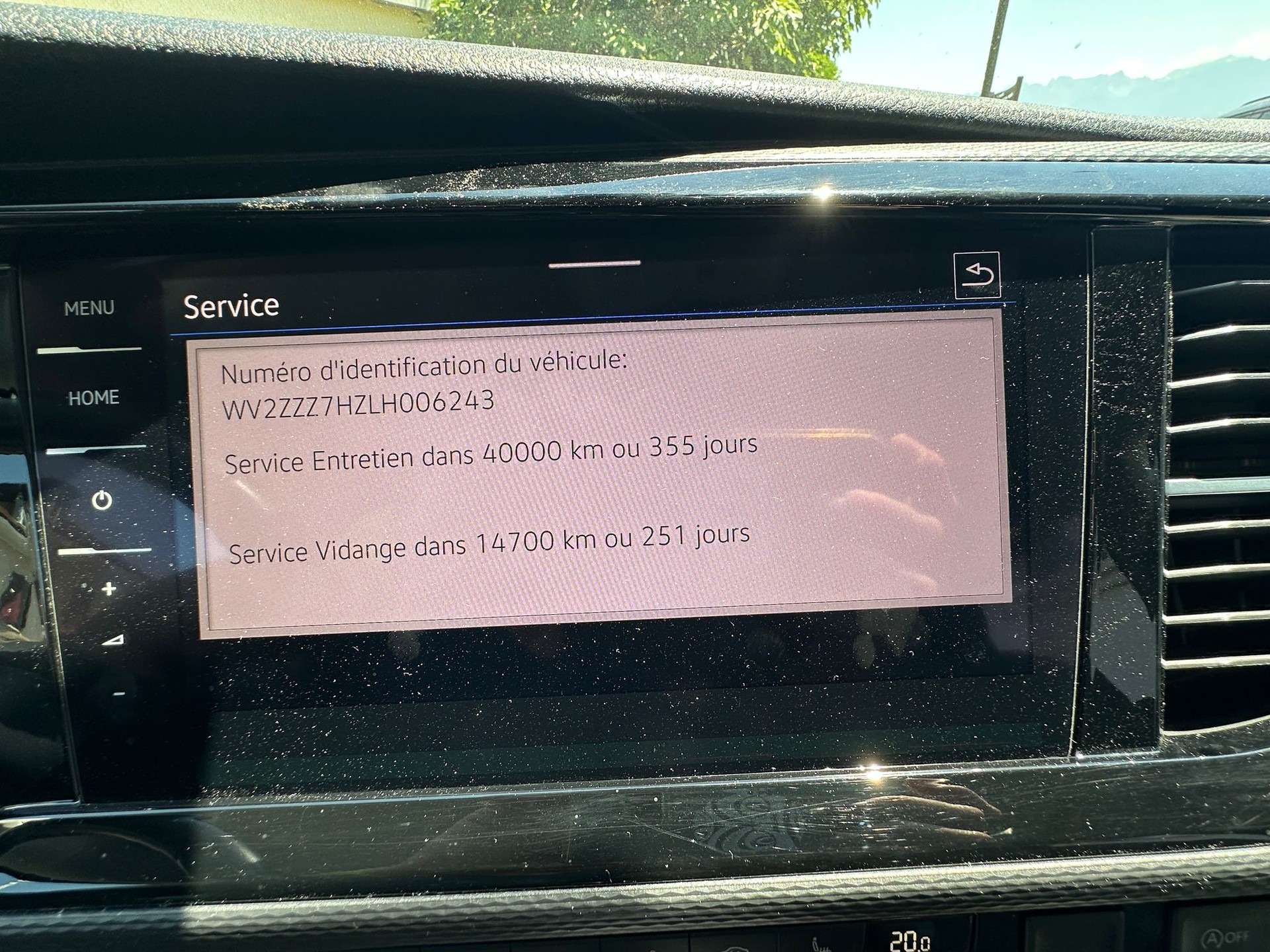 VW T6.1 Multivan 2.0 Bi-TDI Family 4Motion DSG-image-11