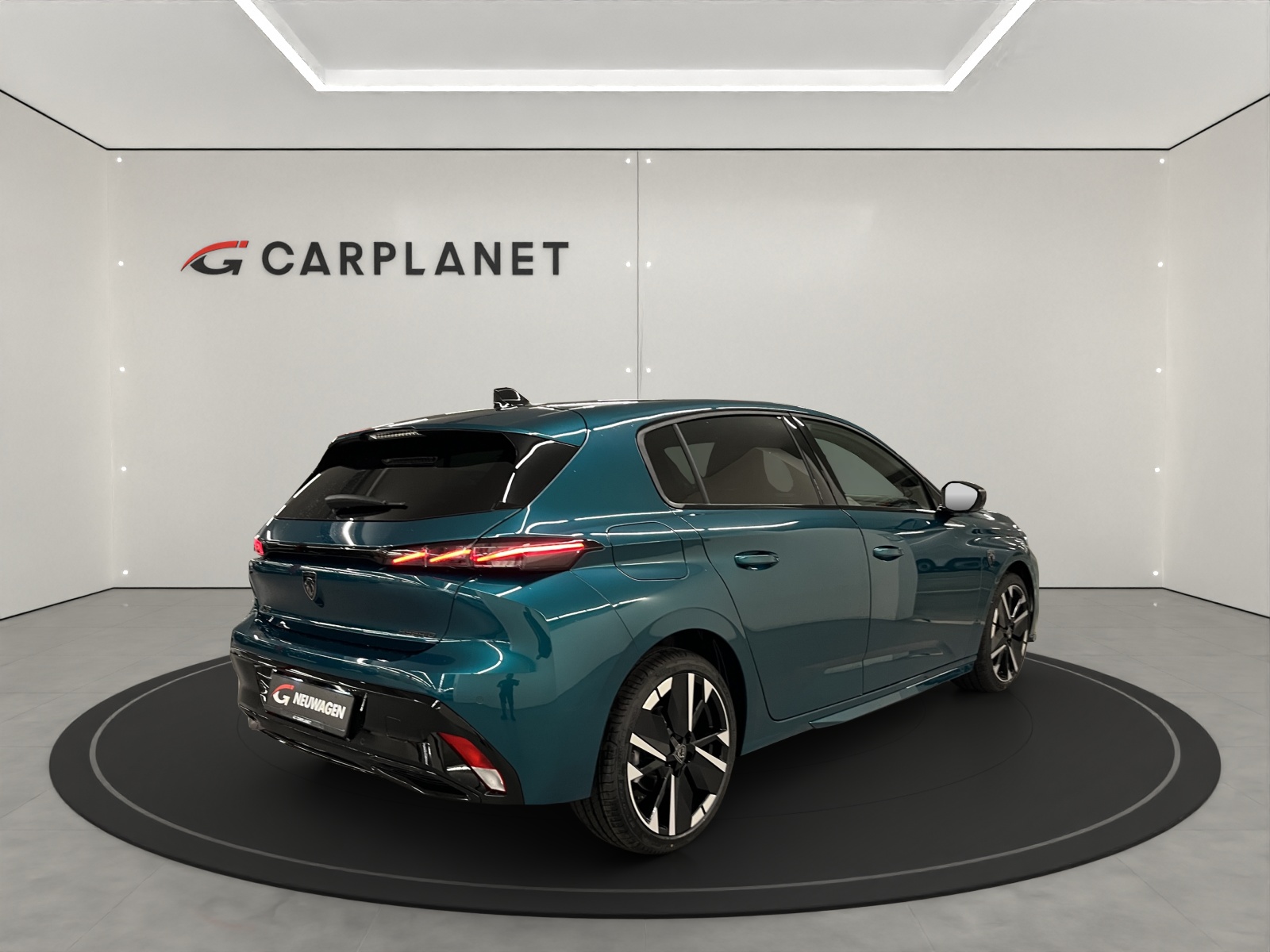 PEUGEOT 308 1.2 Hybrid GT-image-4