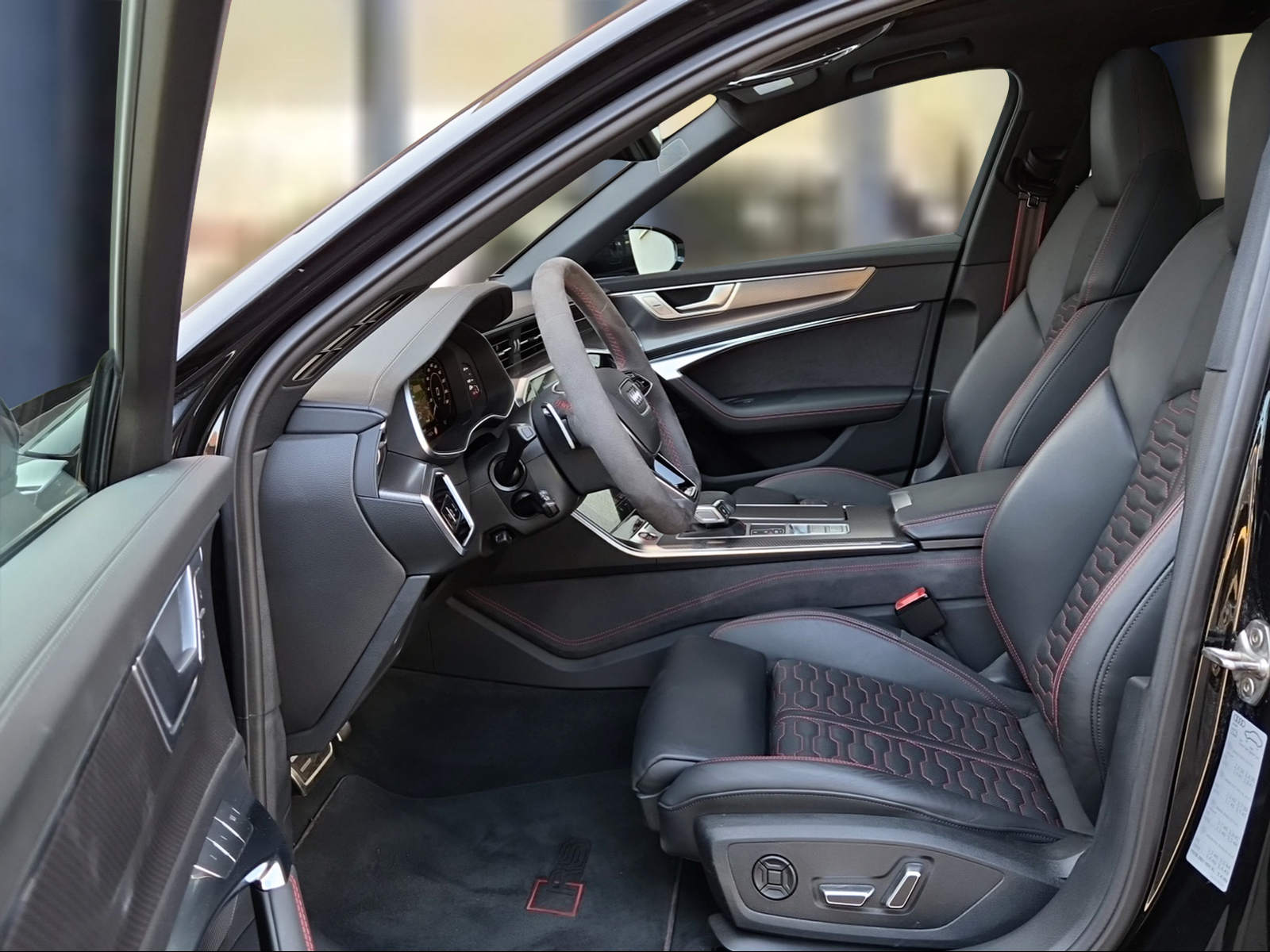AUDI RS6 Avant 4.0 TFSI V8 quattro Mythosschwarz Metallic-image-8