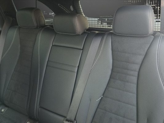 MERCEDES-BENZ E 200 T 4M AMG Line-image-9