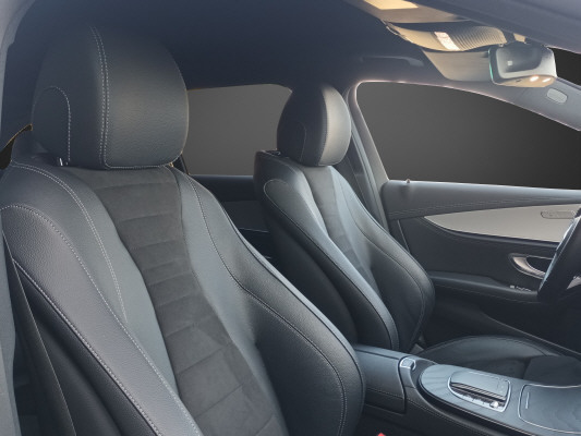 MERCEDES-BENZ E 200 T 4M AMG Line-image-7