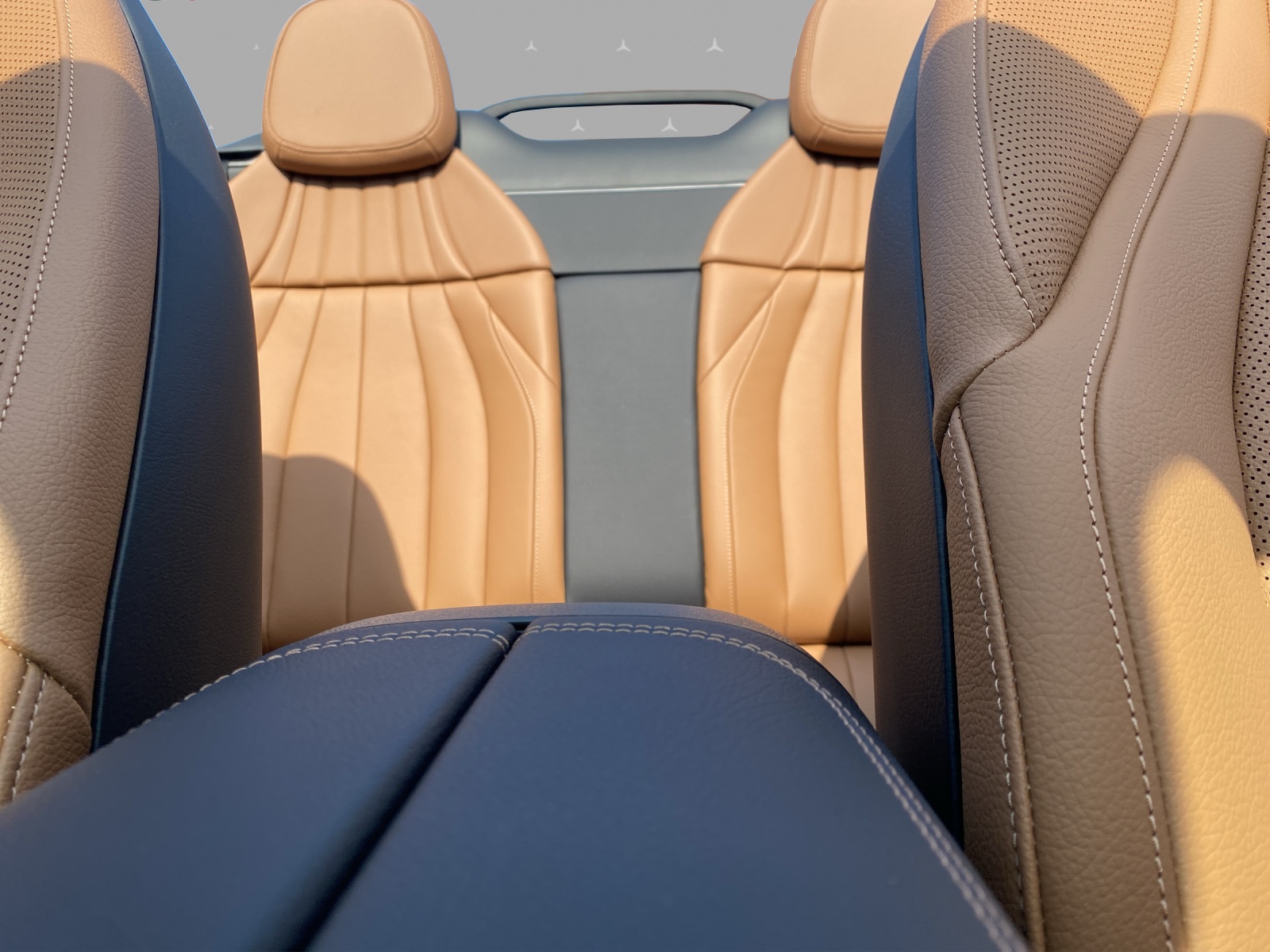 MERCEDES-BENZ CLE 200 Cabrio 4Matic 9G-Tronic-image-12