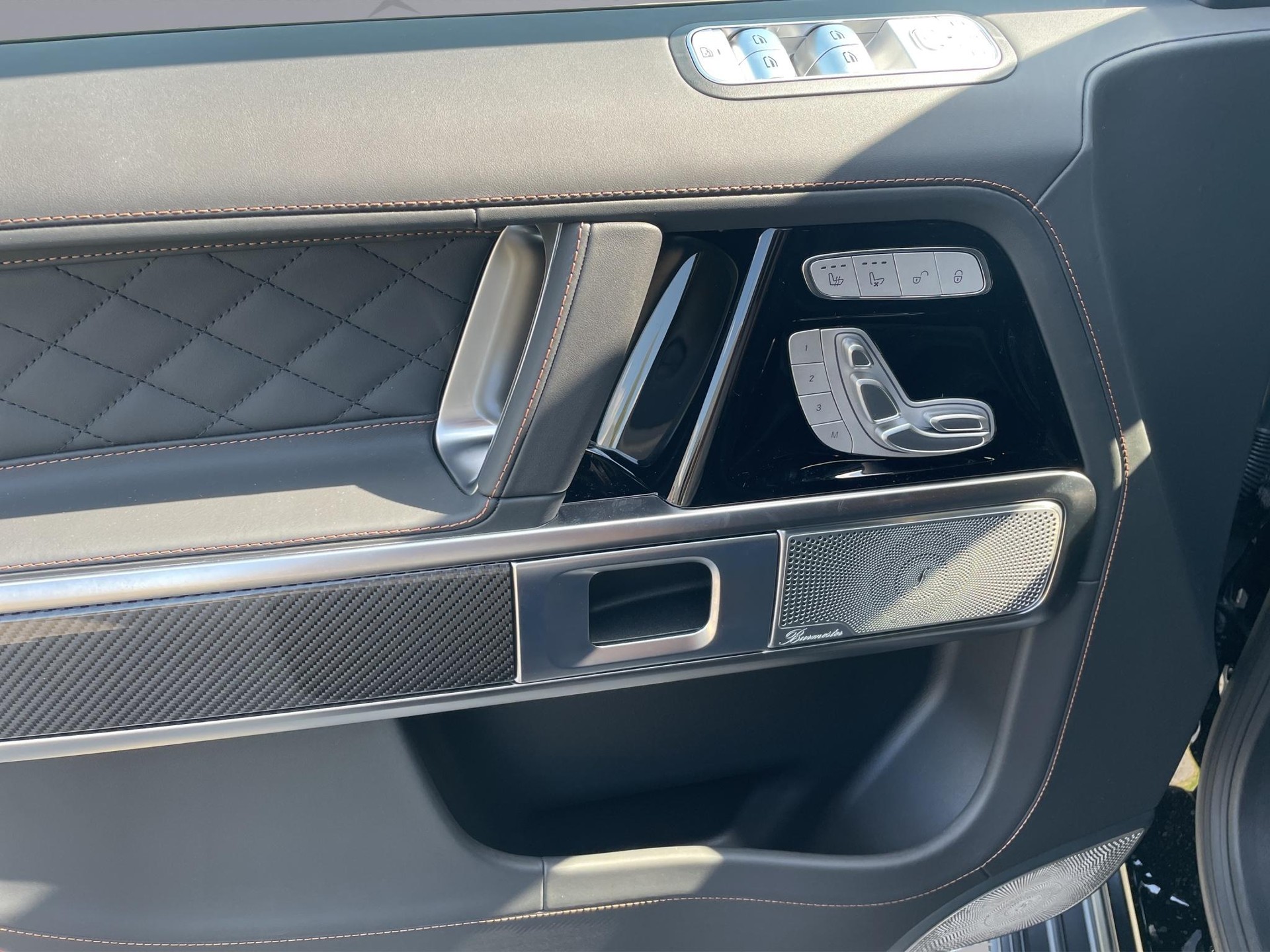 MERCEDES-BENZ G 63 AMG-image-10