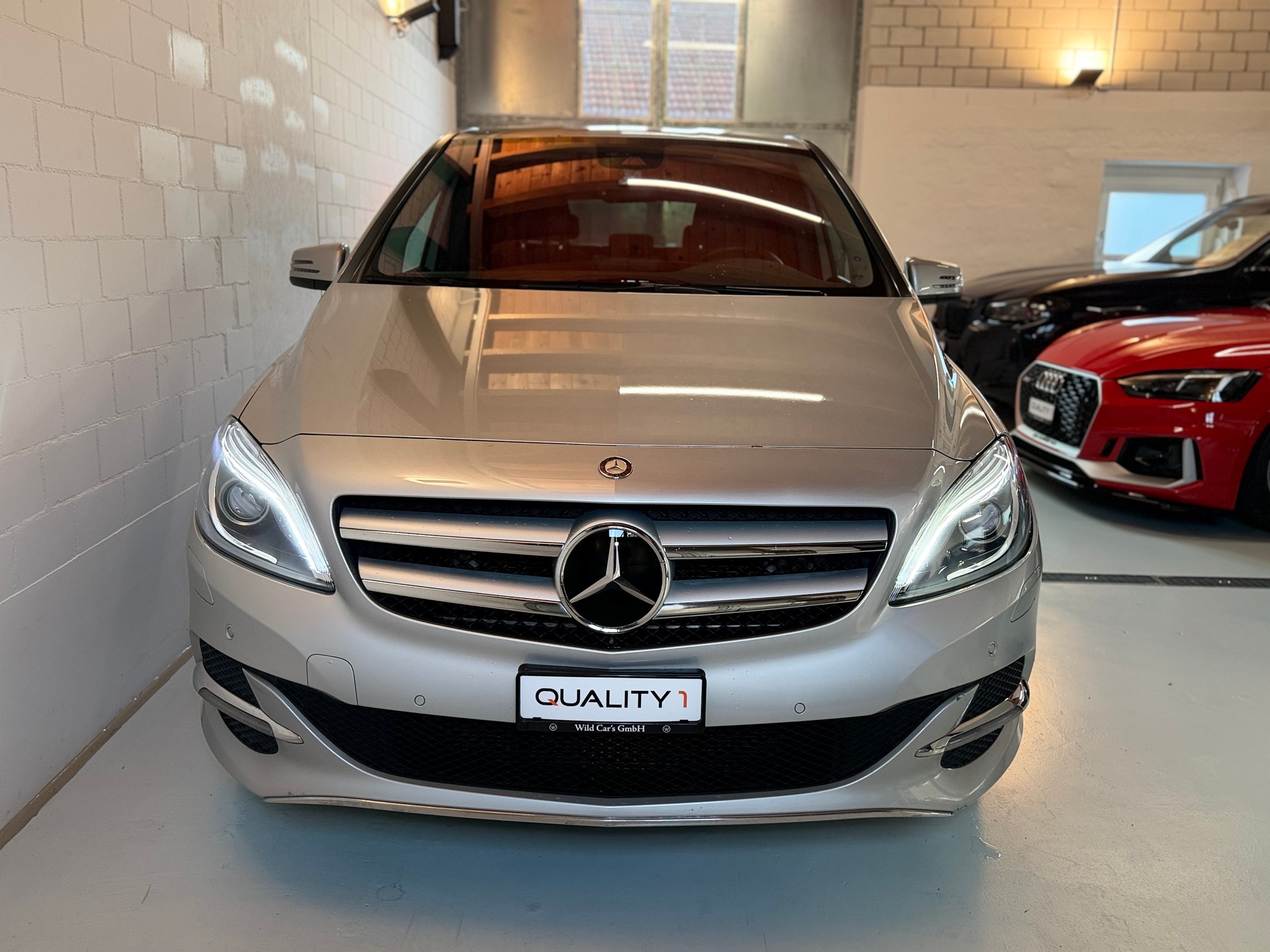 MERCEDES-BENZ B Electric Drive-image-1