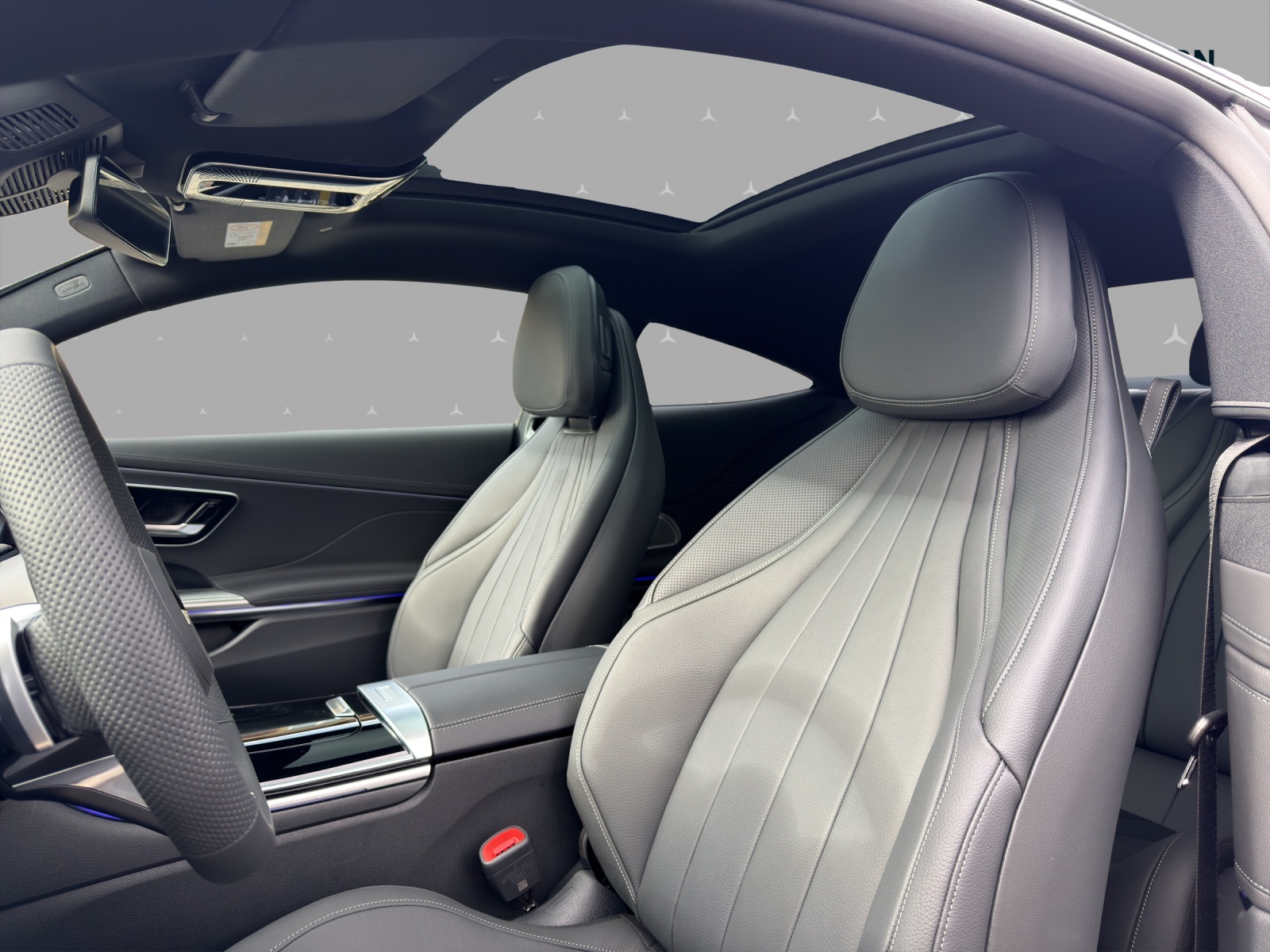 MERCEDES-BENZ CLE 200 Coupé 4Matic 9G-Tronic-image-8