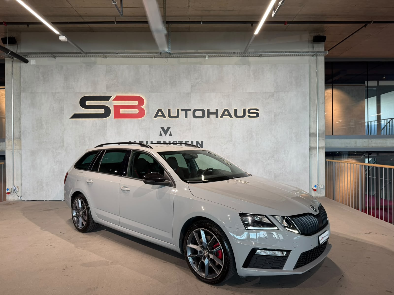 SKODA Octavia Combi 2.0 TDI RS 4x4 DSG (CH)-image-18