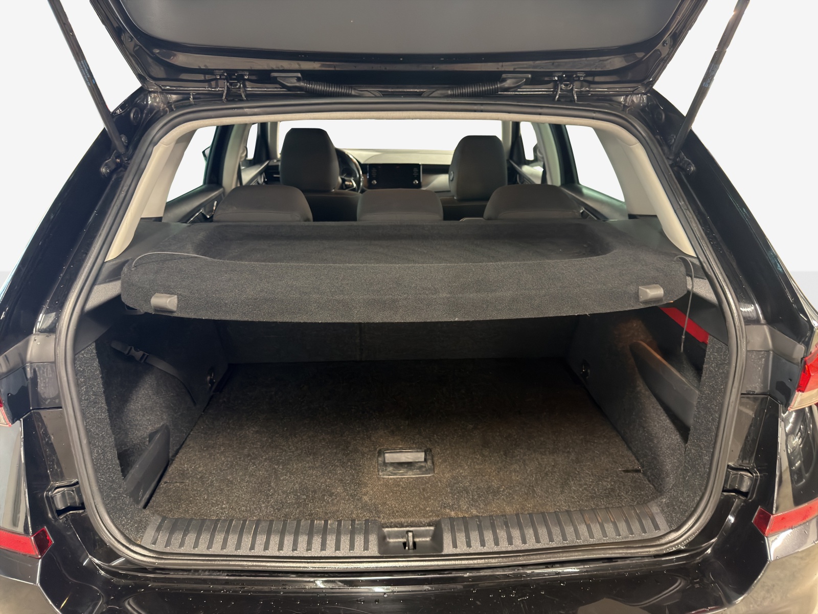 SKODA Kamiq 1.0 TSI Ambition DSG-image-12
