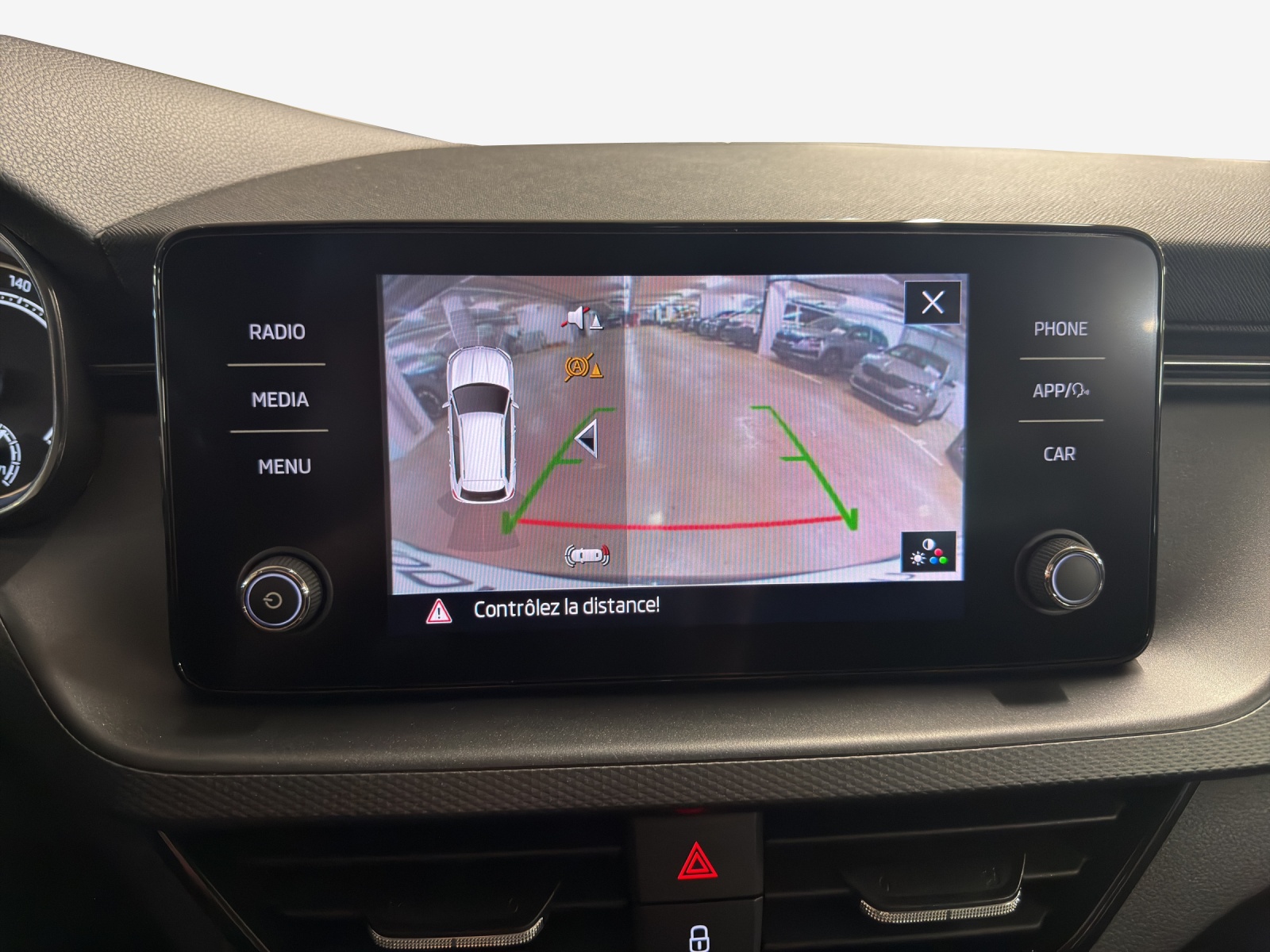 SKODA Kamiq 1.0 TSI Ambition DSG-image-15