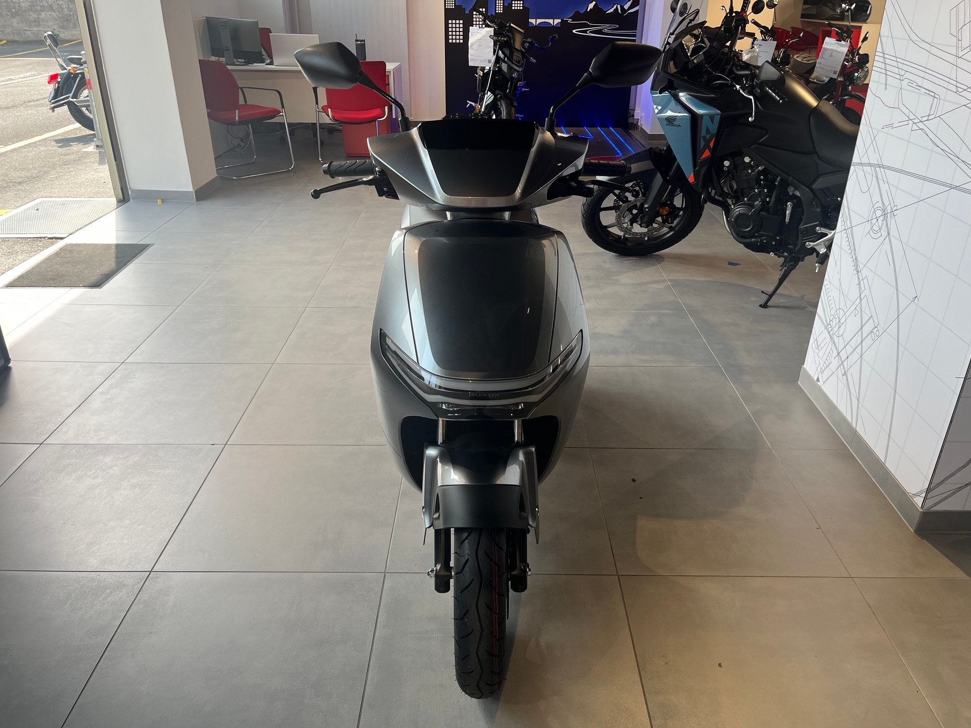 HONDA CUV-e-image-5