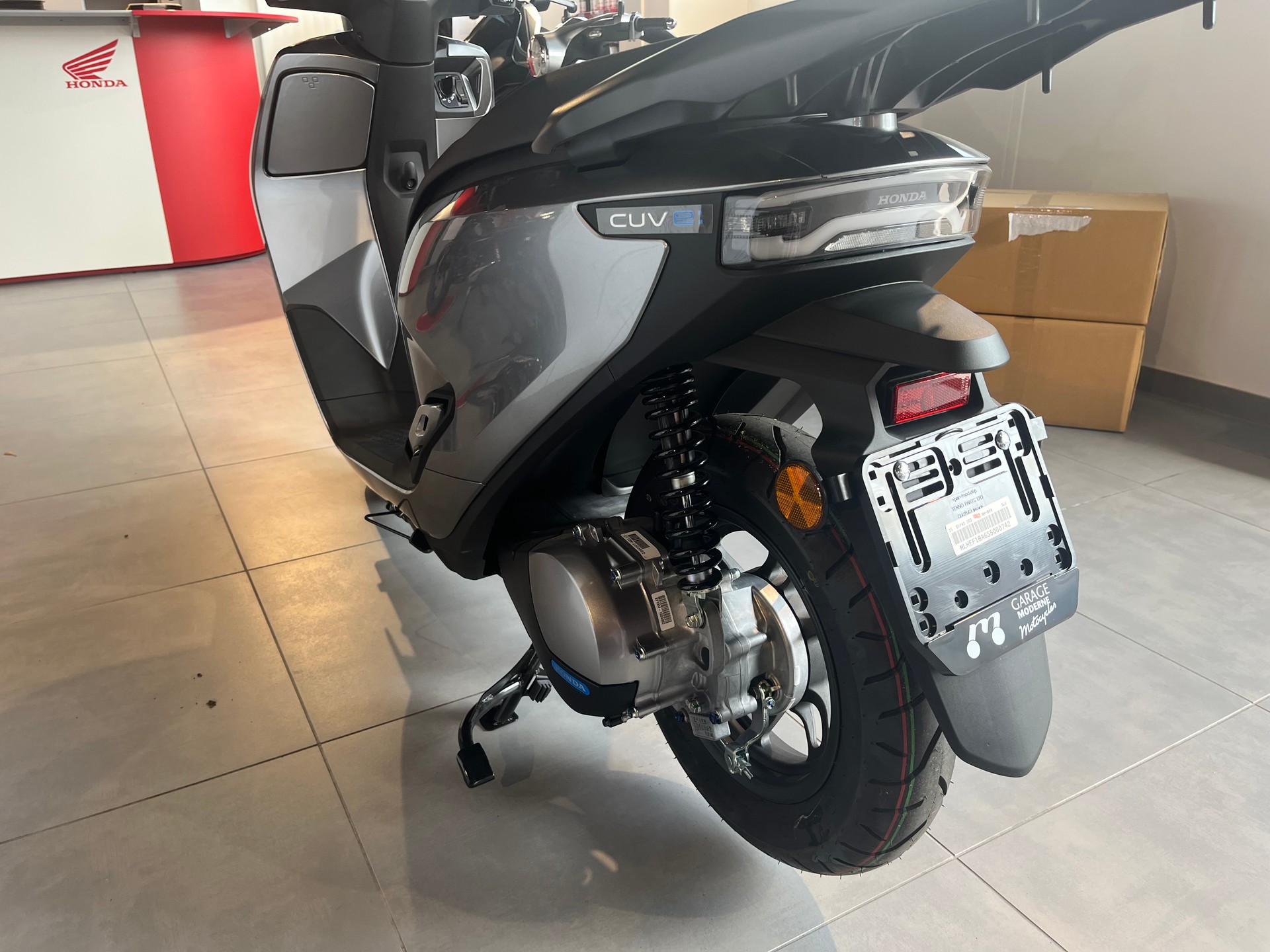 HONDA CUV-e-image-13
