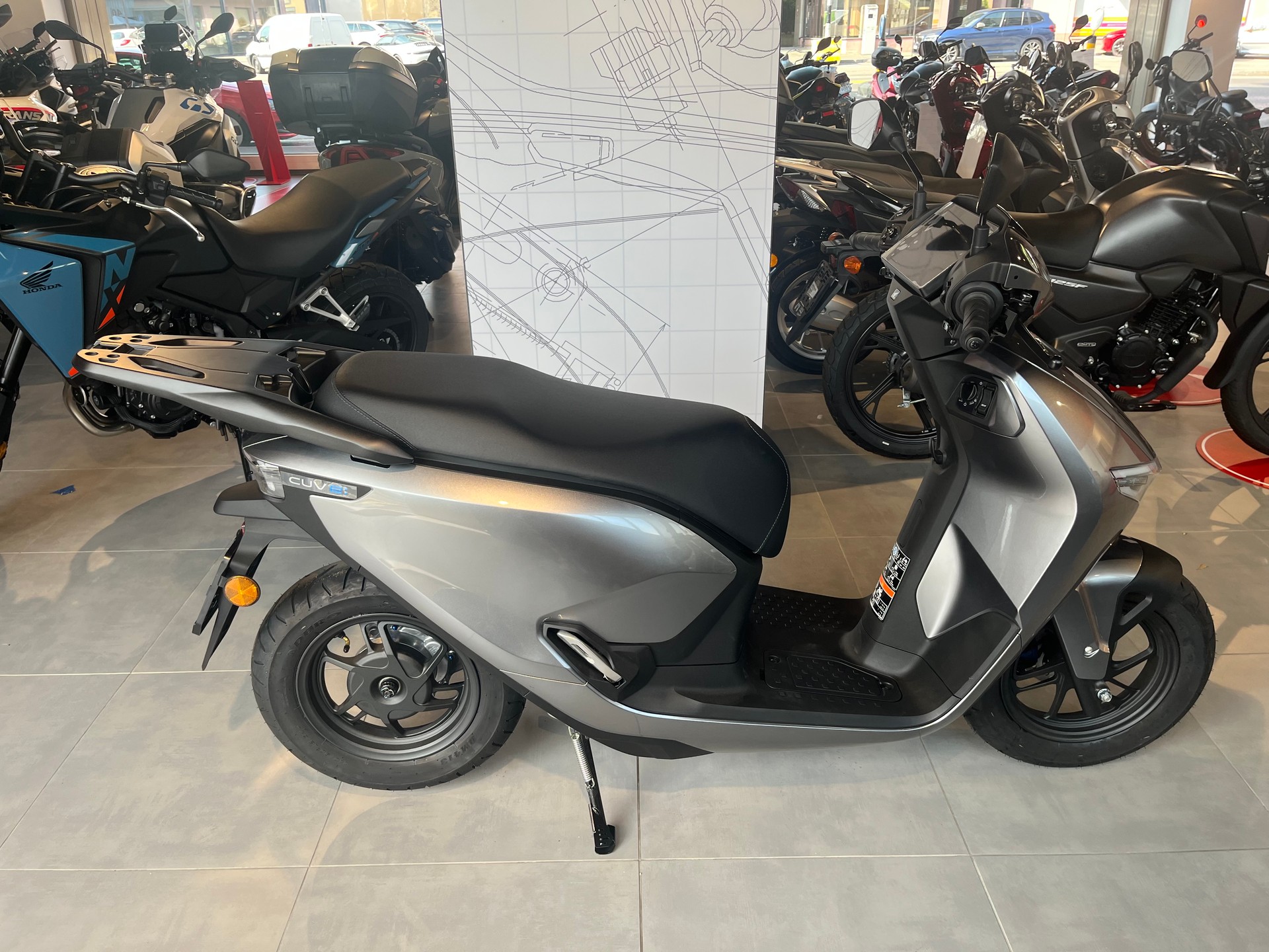 HONDA CUV-e-image-1