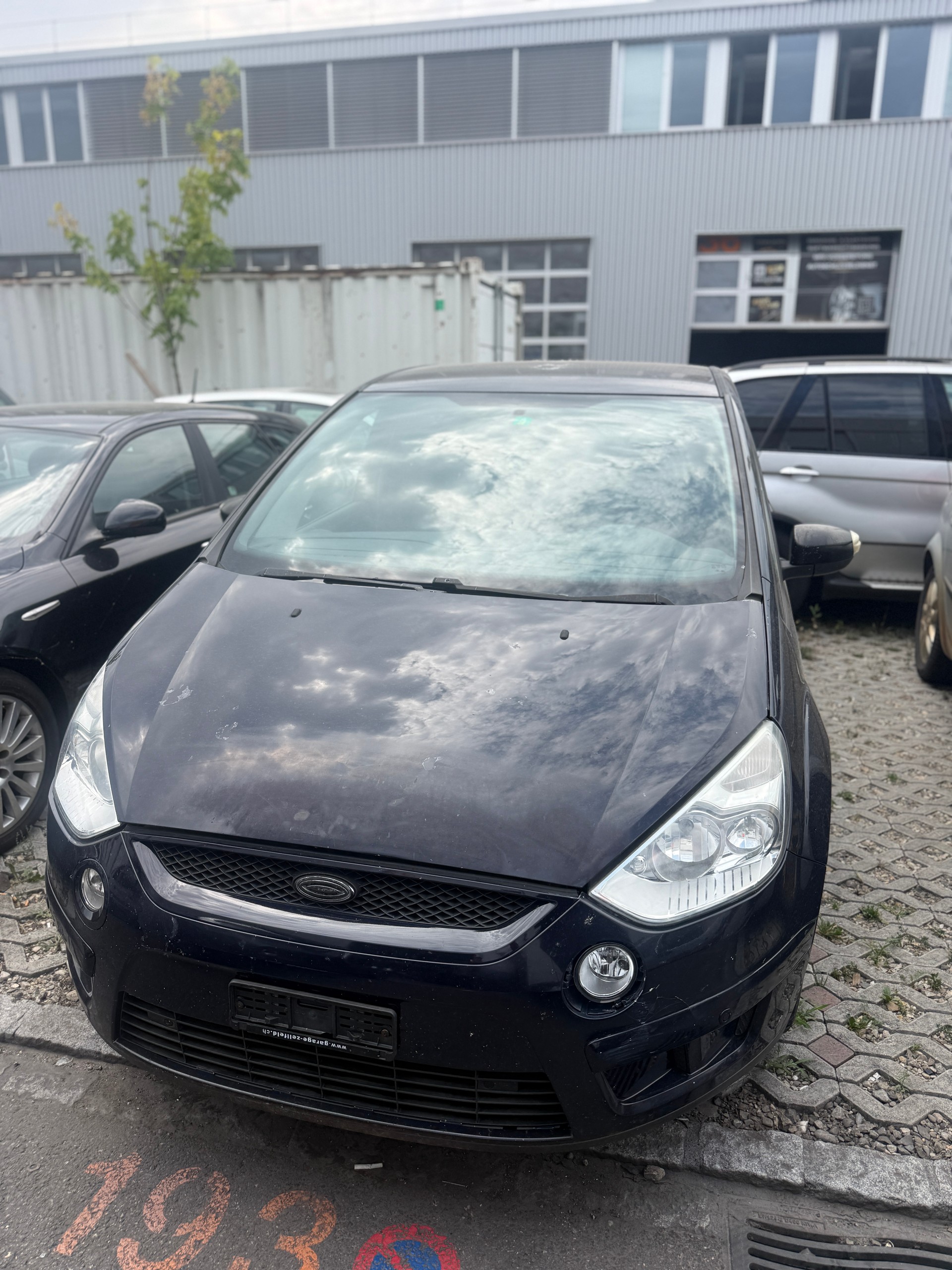 FORD S-Max 2.0 TDCi Ambiente Automatic-image-0
