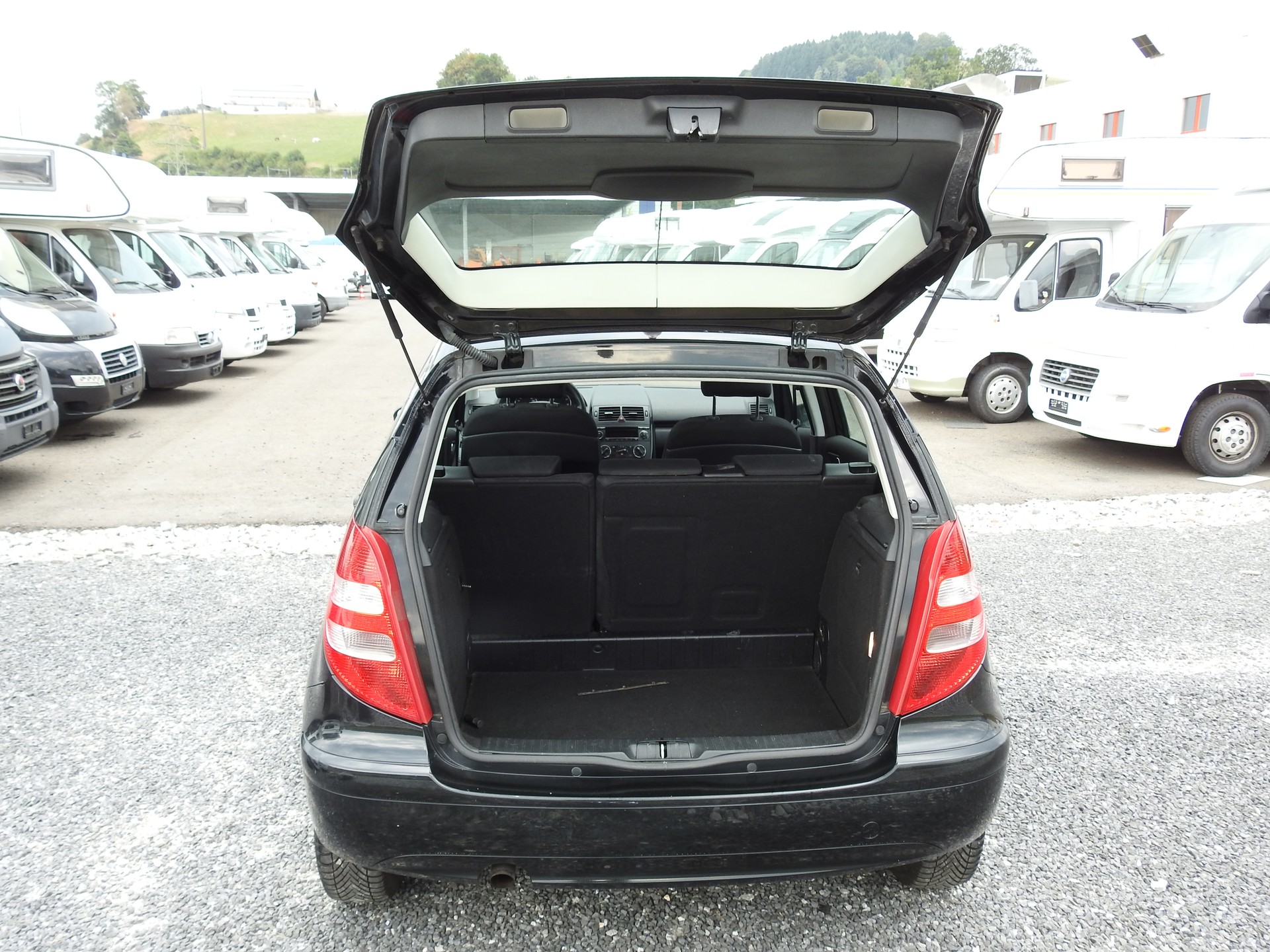 MERCEDES-BENZ A 170 Classic-image-9