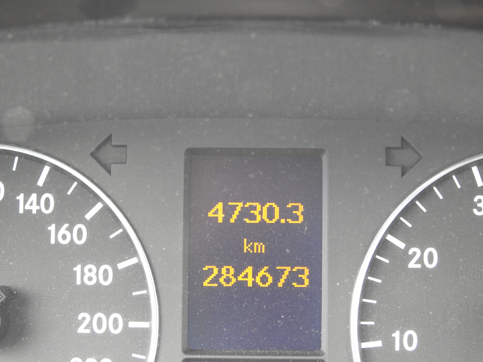 MERCEDES-BENZ A 170 Classic-image-22