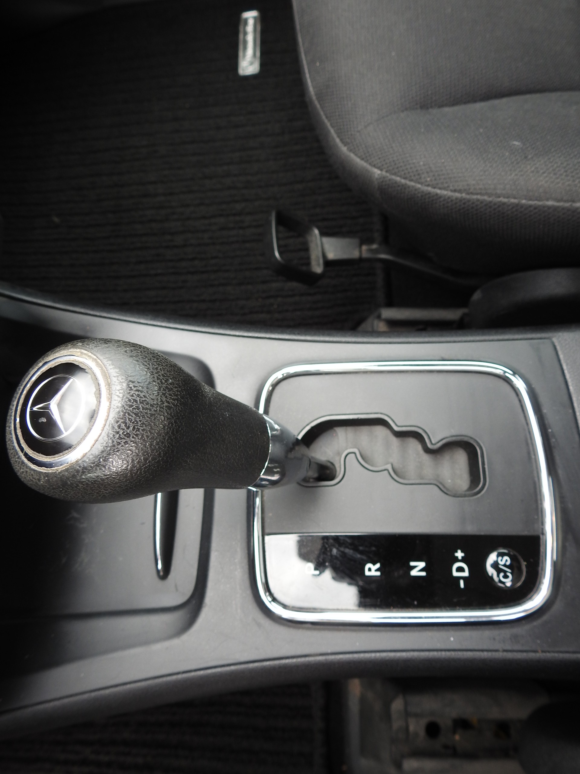 MERCEDES-BENZ A 170 Classic-image-19