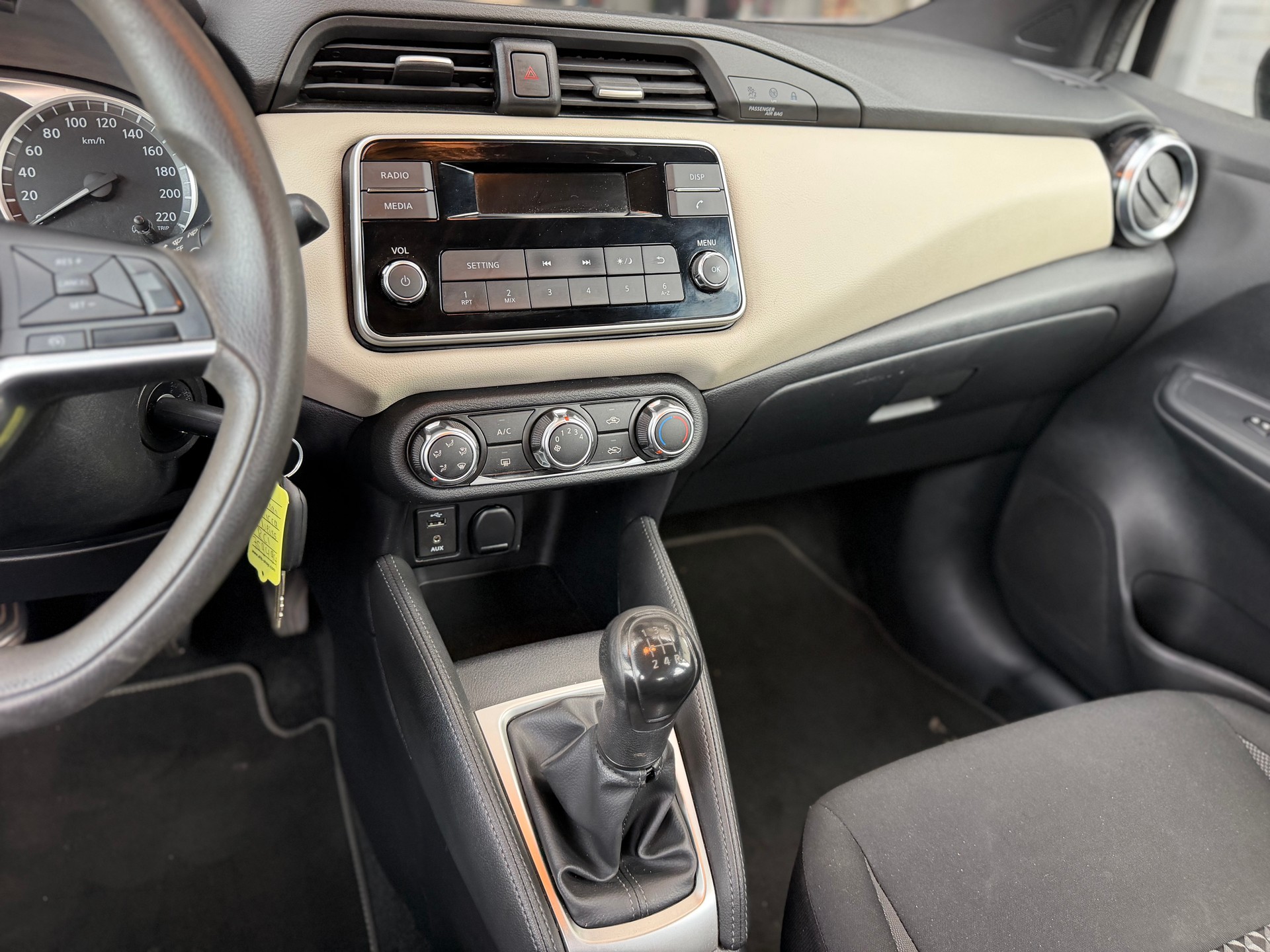 NISSAN Micra IG-T 100 tekna-image-8