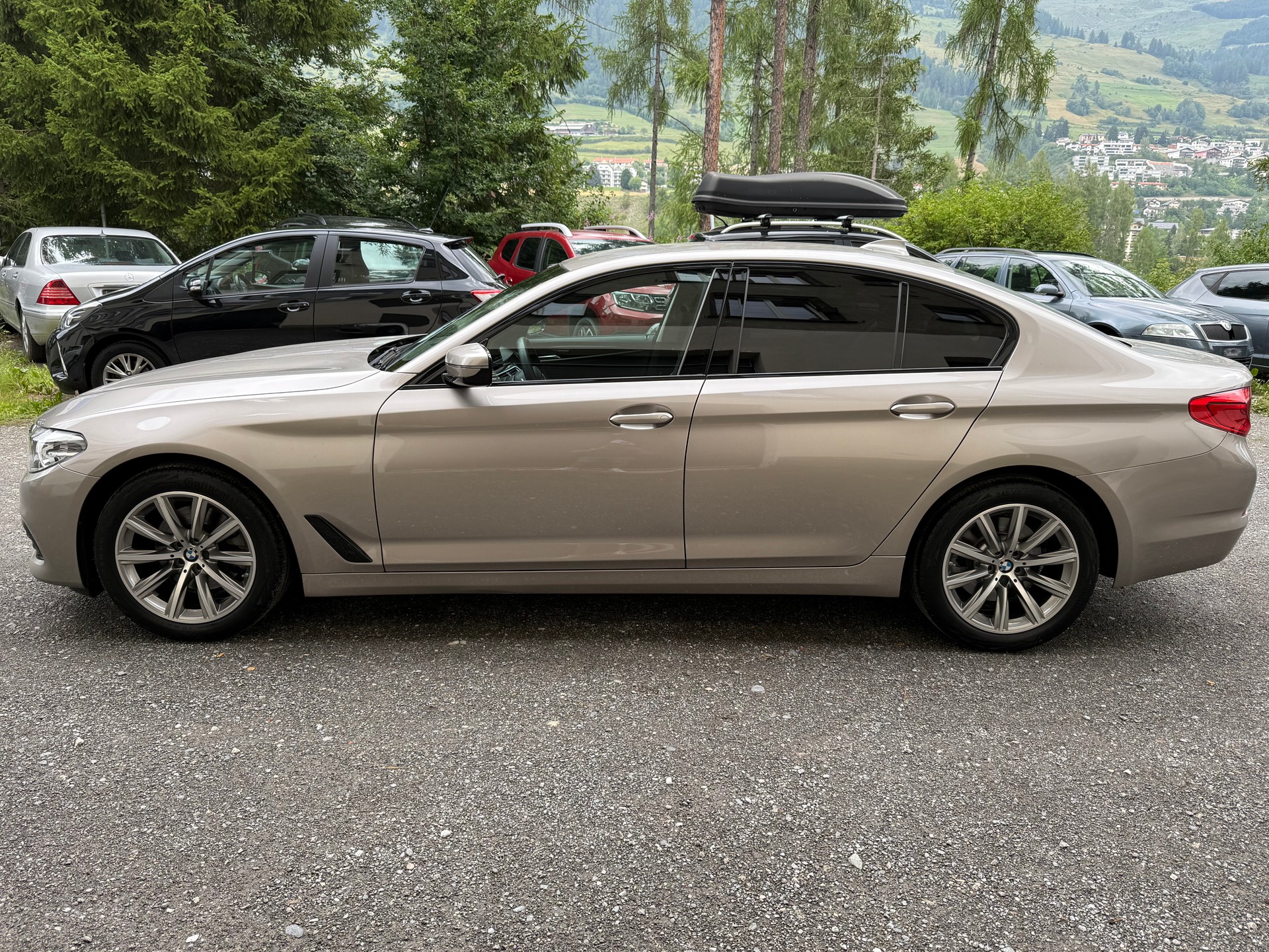 BMW 520d xDrive Sport Line Steptronic-image-7
