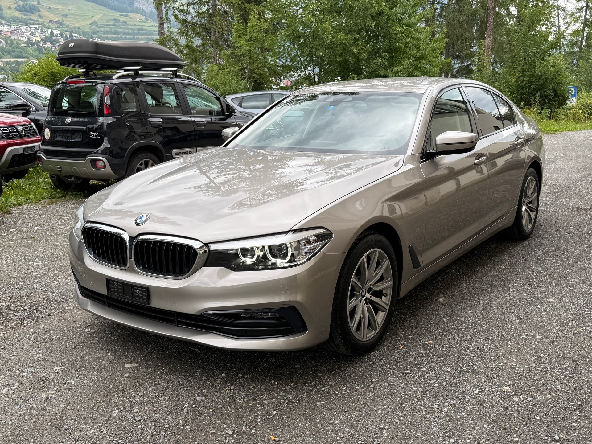 BMW 520d xDrive Sport Line Steptronic-image-0