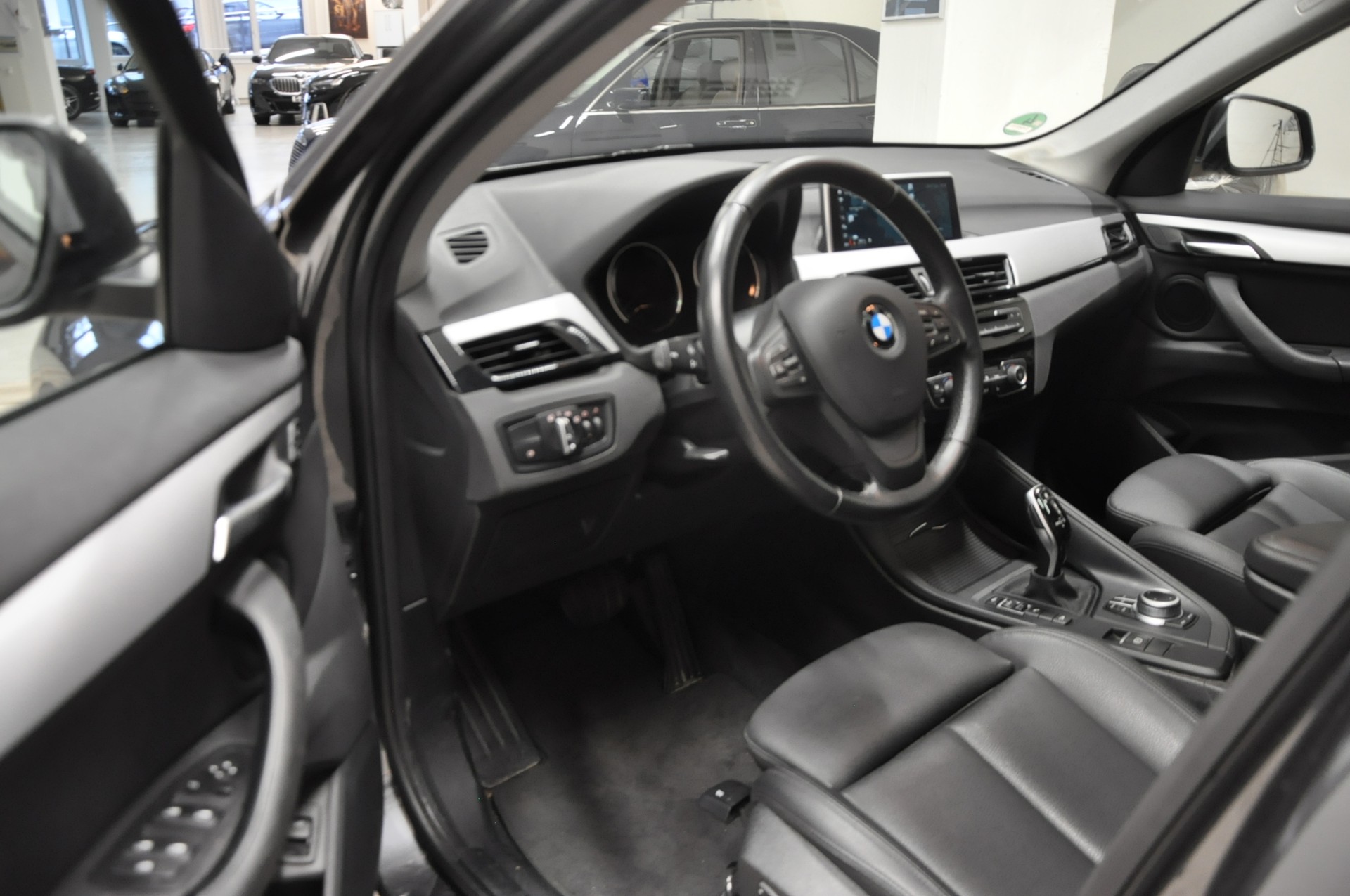 BMW X1 xDrive 20d Sport Line Steptronic-image-10
