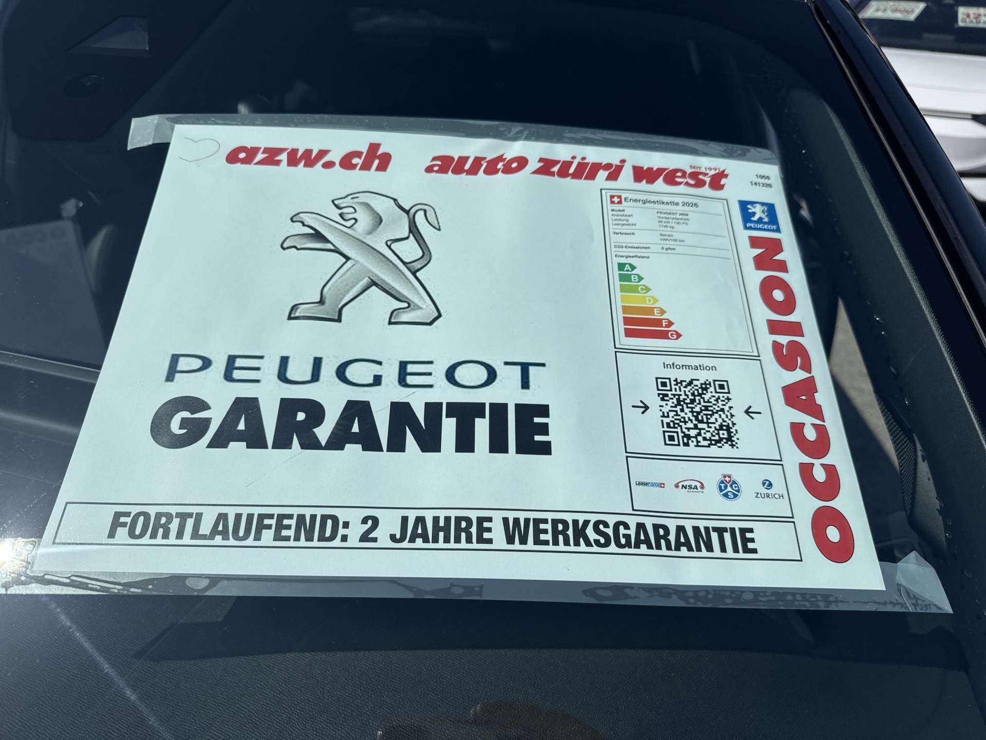 PEUGEOT 2008 1.2 PureTech GT Automat-image-3