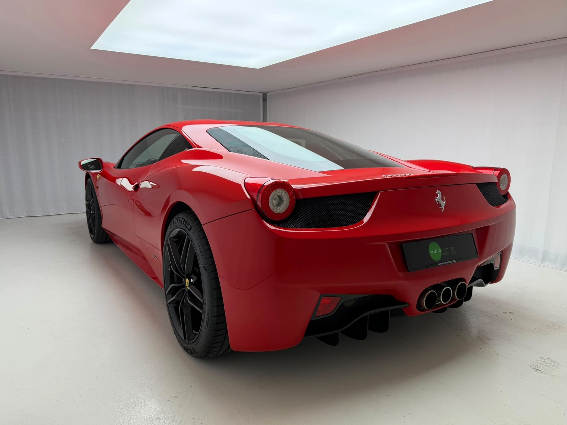 FERRARI 458 Italia 4.5 V8-image-6