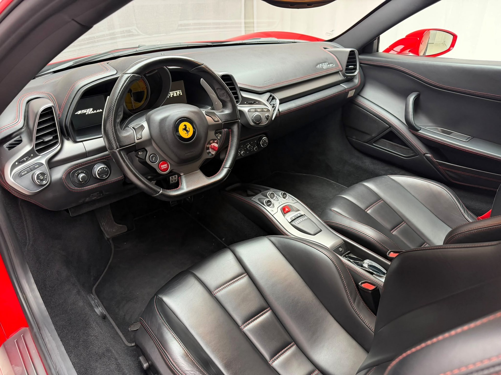 FERRARI 458 Italia 4.5 V8-image-14